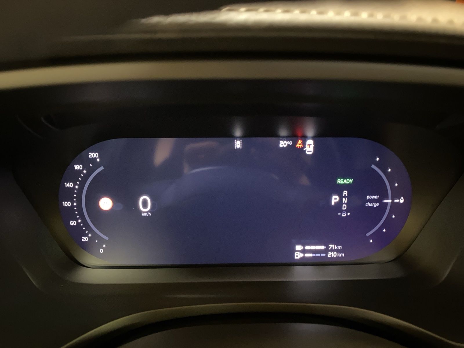 VOLVO V60 2.0 T6 TE Ultra Dark eAWD-image-11