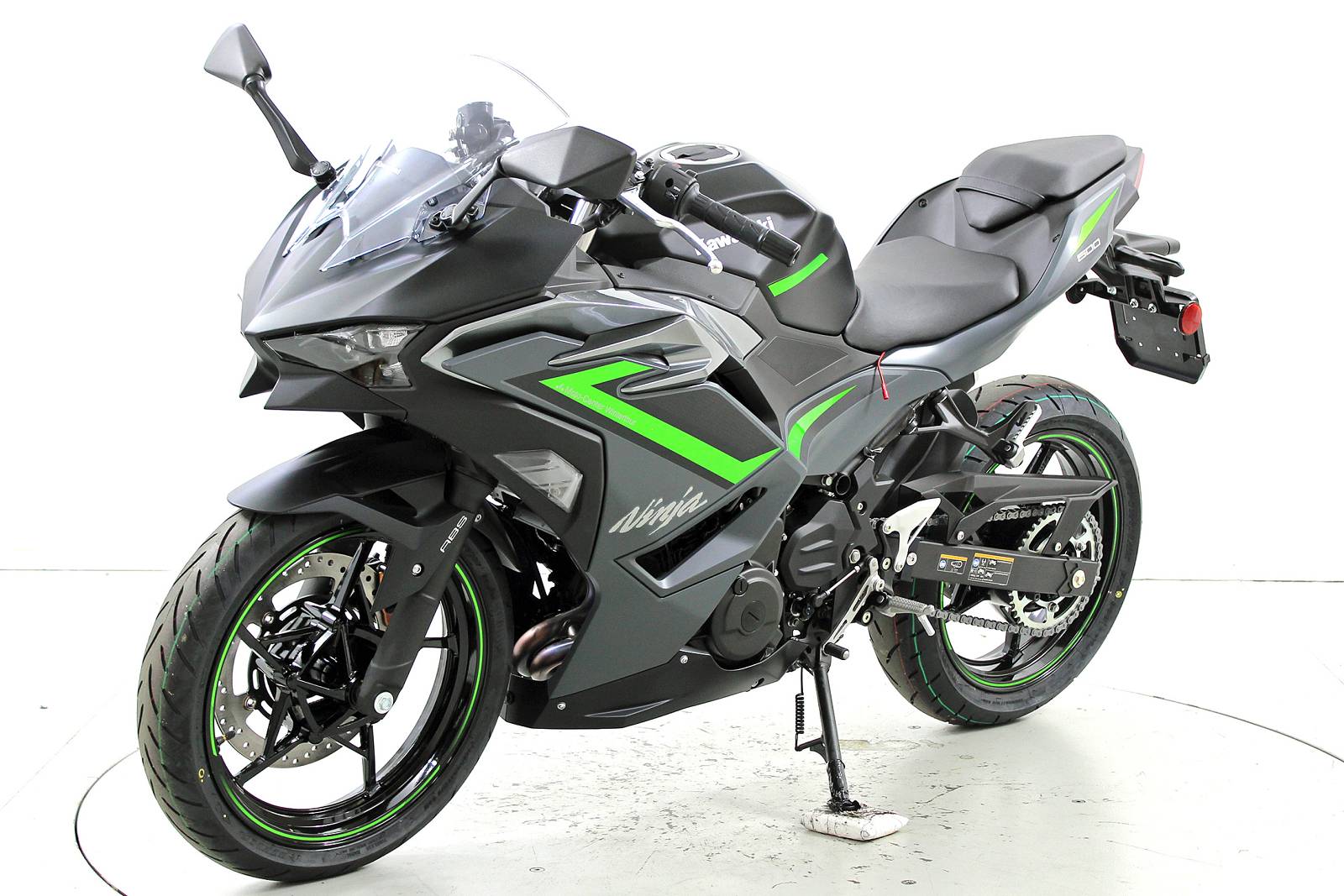 KAWASAKI Ninja 500 SE ABS-showroom-element-2