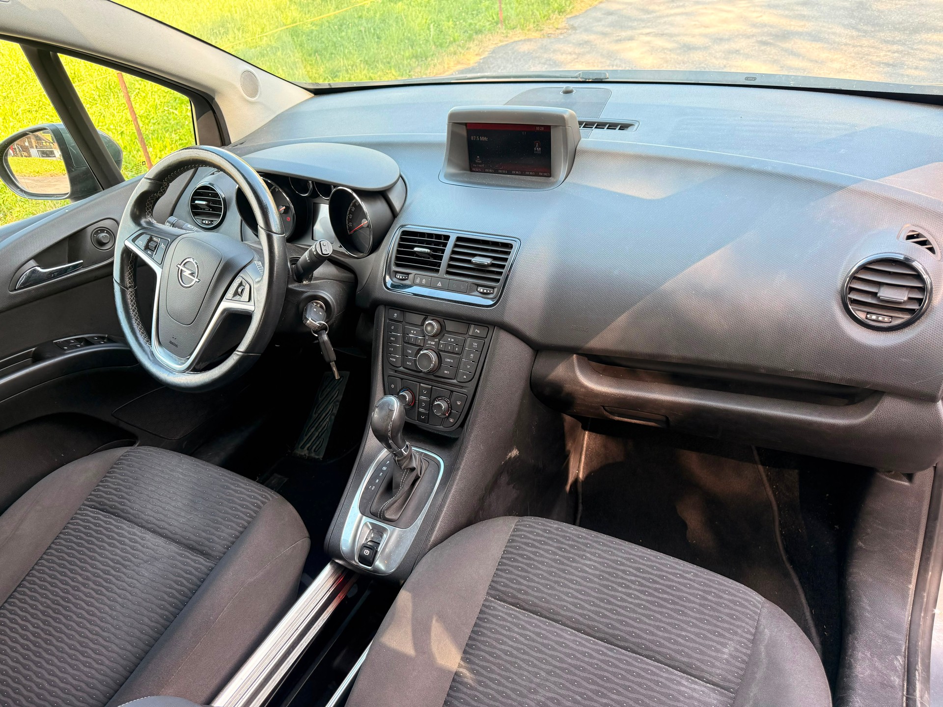 OPEL Meriva 1.4 Turbo Drive Automatic-image-9
