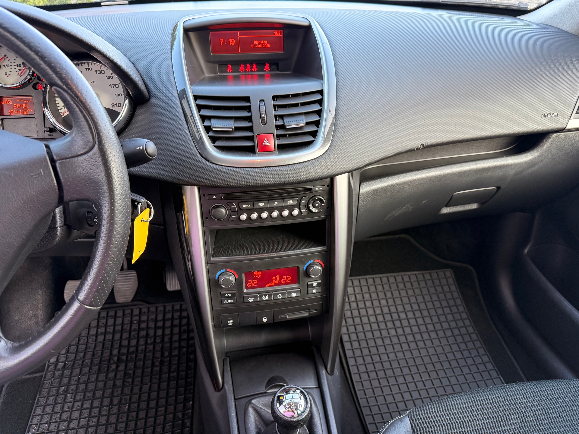 PEUGEOT 207 SW 1.6 16V Lion Ed.-image-8