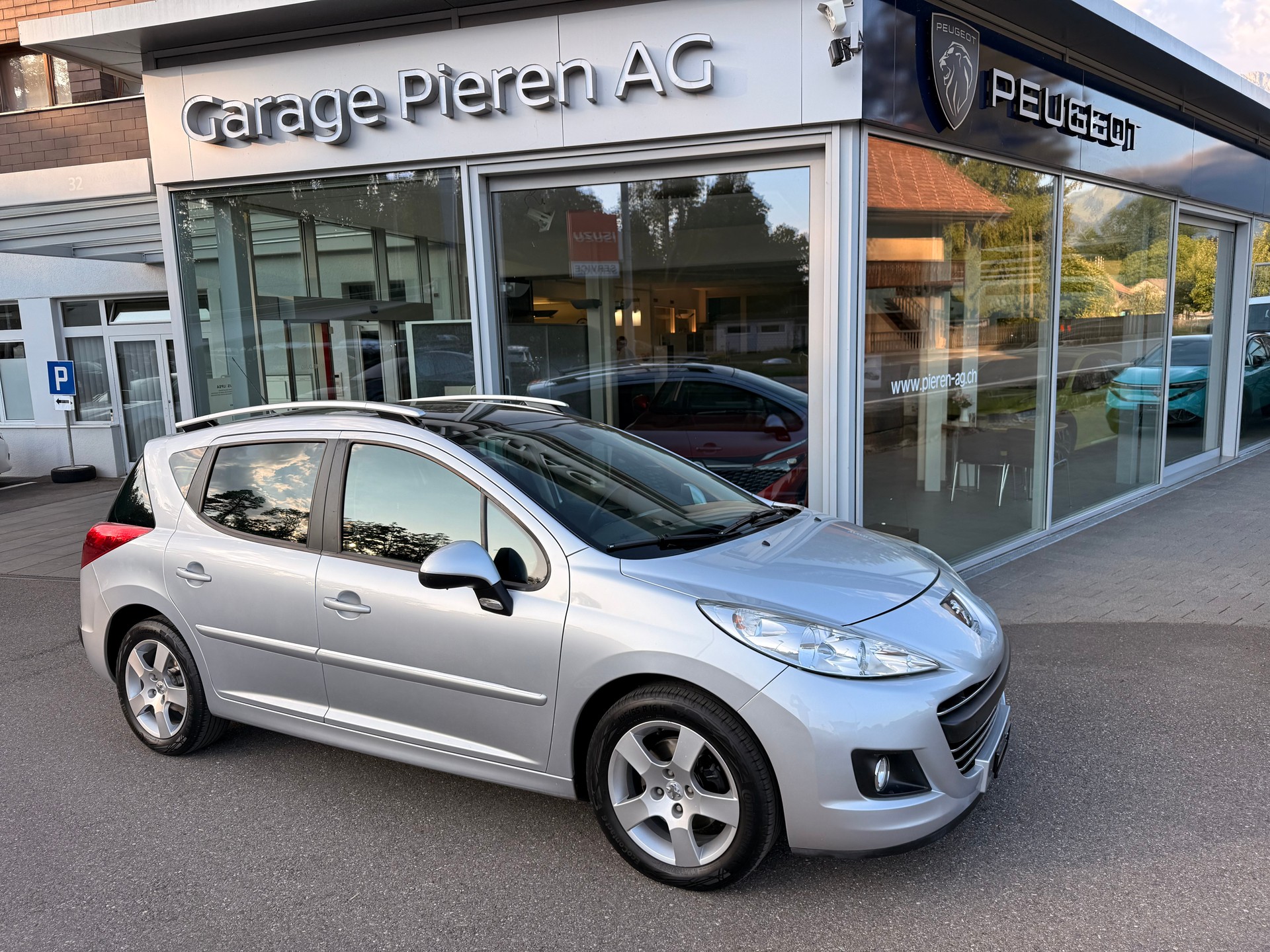 PEUGEOT 207 SW 1.6 16V Lion Ed.-image-0