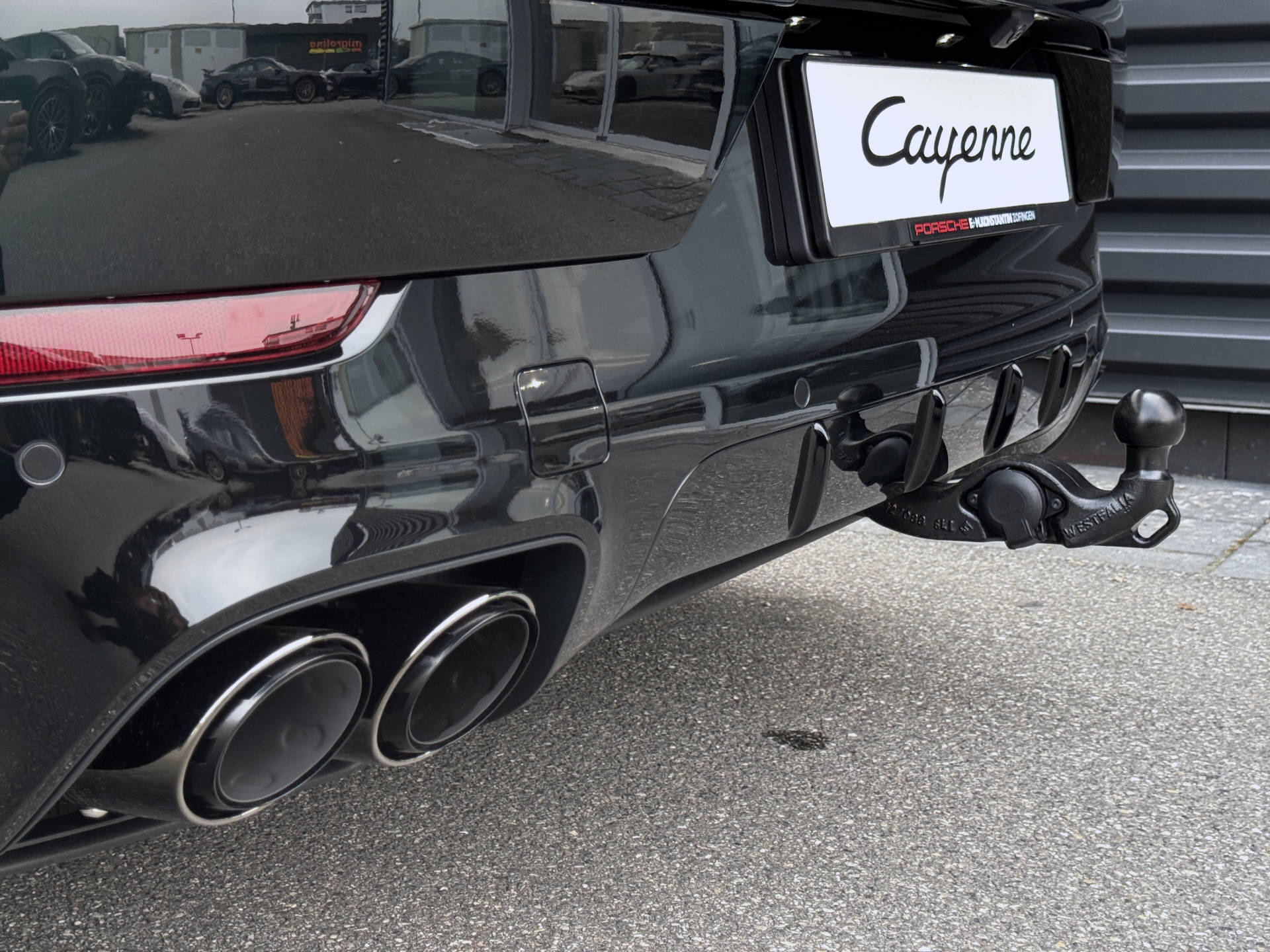 PORSCHE Cayenne Black Edition-image-5