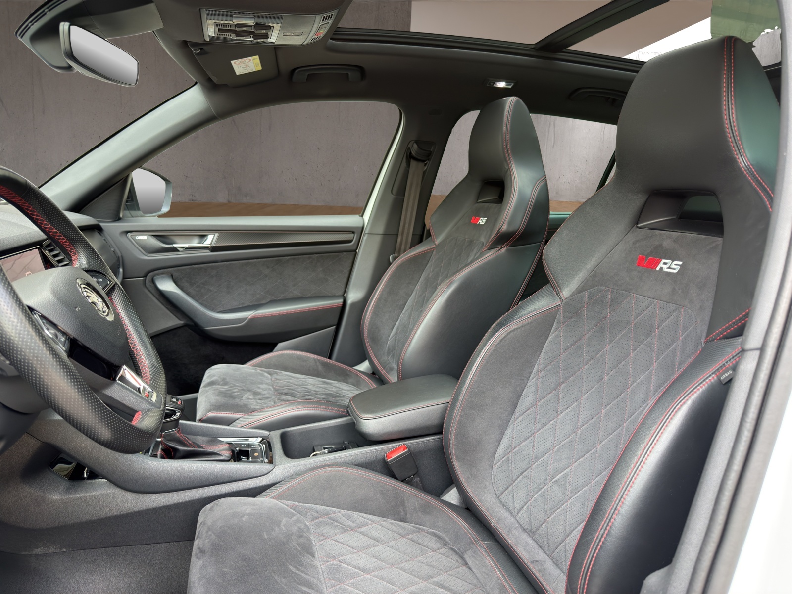 SKODA Kodiaq 2.0 Bi-TDI SCR RS 4x4 DSG-image-5