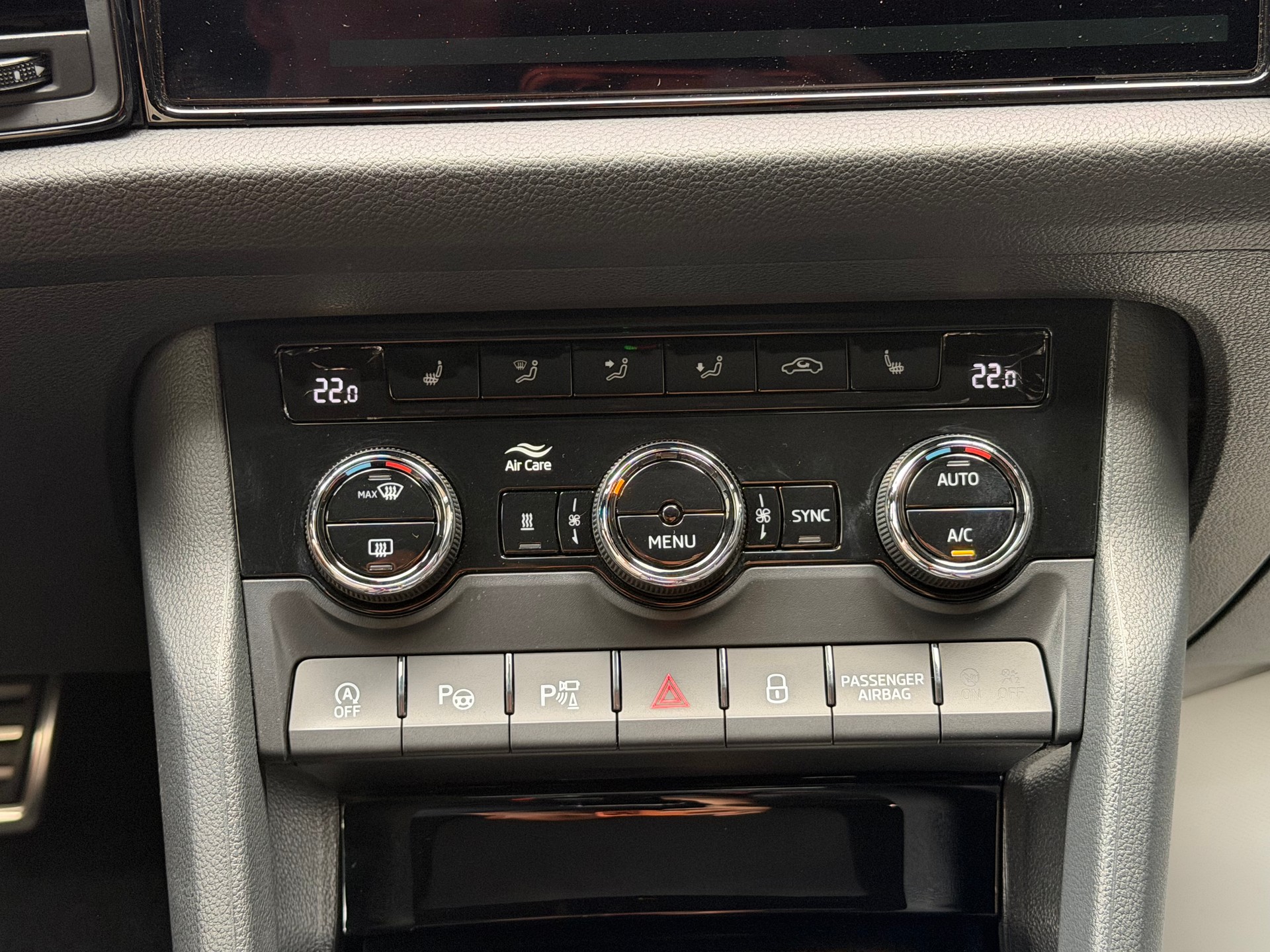 SKODA Kodiaq 2.0 Bi-TDI SCR RS 4x4 DSG-image-11