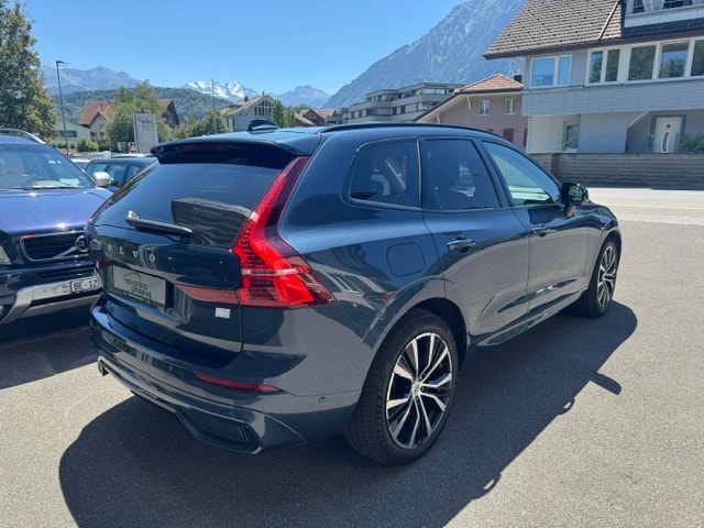VOLVO XC60 2.0 T6 TE Ultimate Dark eAWD-image-3