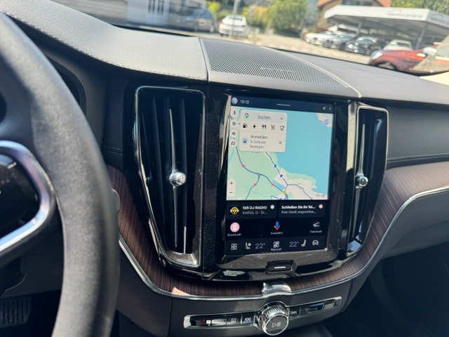 VOLVO XC60 2.0 T6 TE Ultimate Dark eAWD-image-10