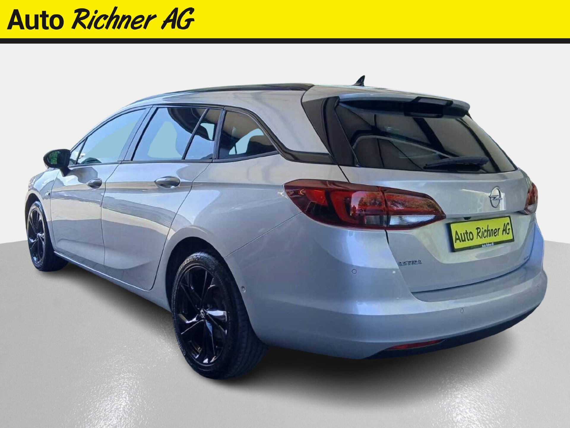 OPEL Astra Sports Tourer 1.5 D 122 Ultimate S/S-image-4