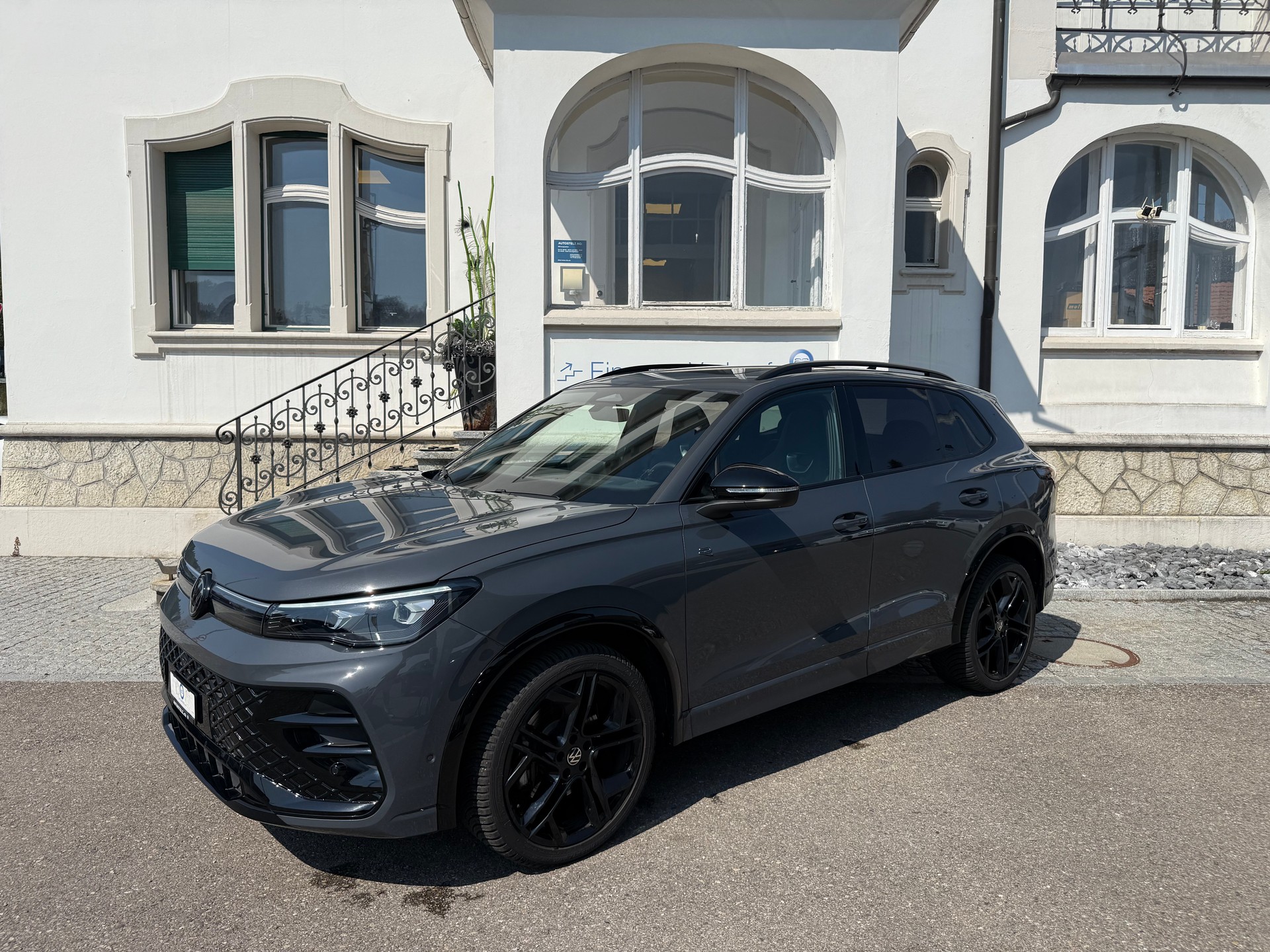 VW Tiguan 2.0 TSI R-Line DSG 4motion