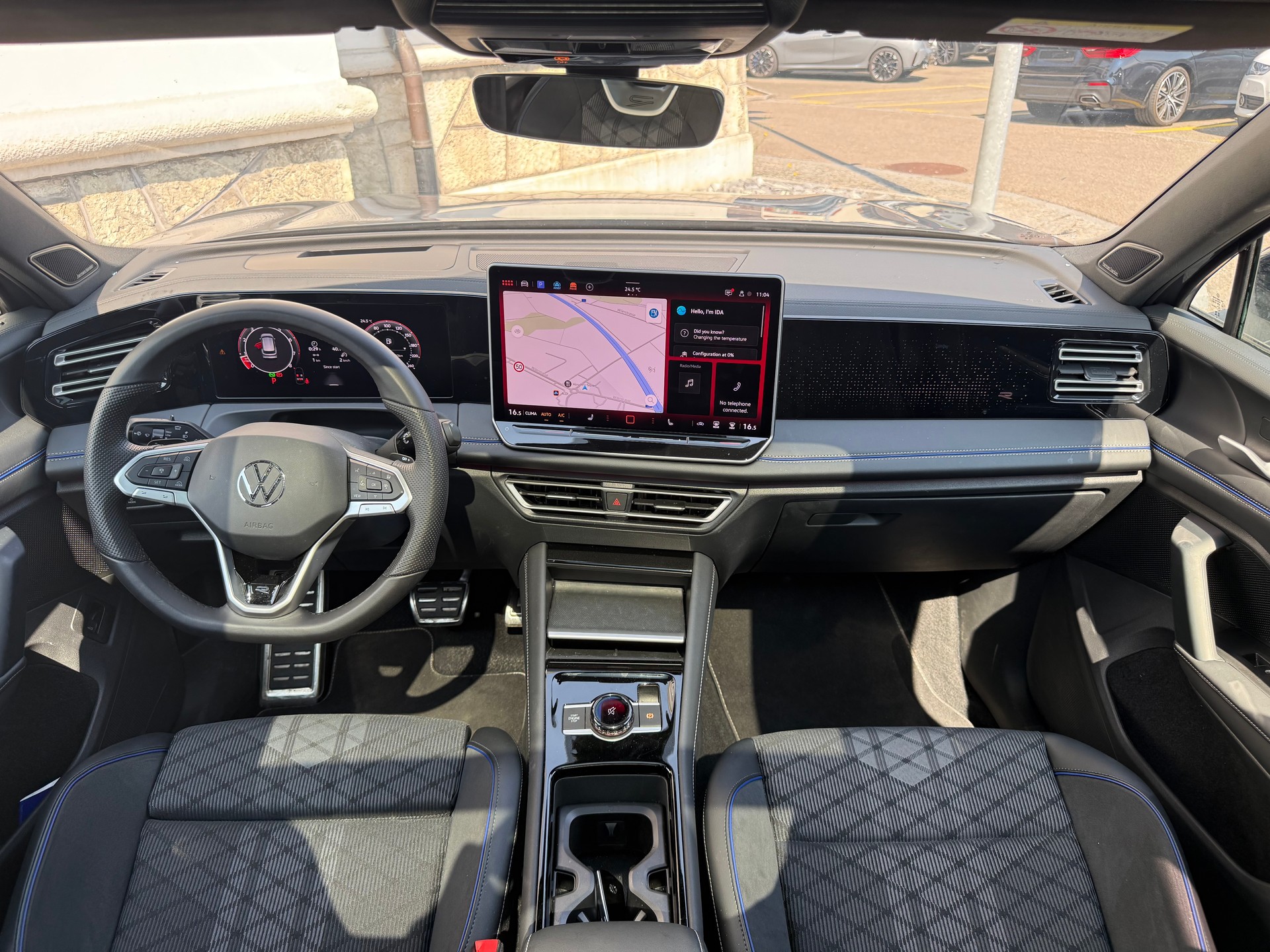 VW Tiguan 2.0 TSI R-Line DSG 4motion-image-14