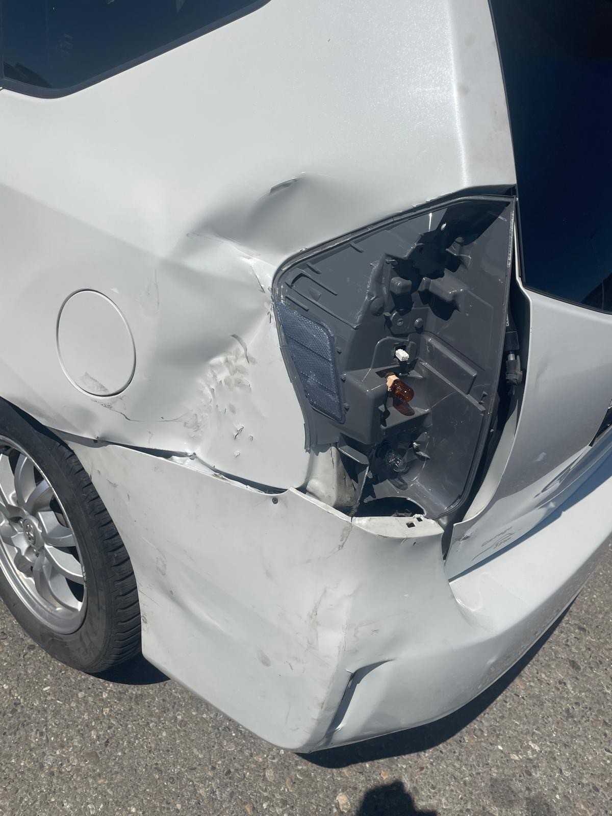 TOYOTA Prius+ 1.8 VVT-i HSD Luna-image-5