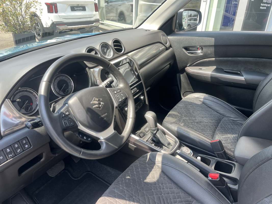 SUZUKI Vitara 1.4 T Compact Top 4x4-image-5