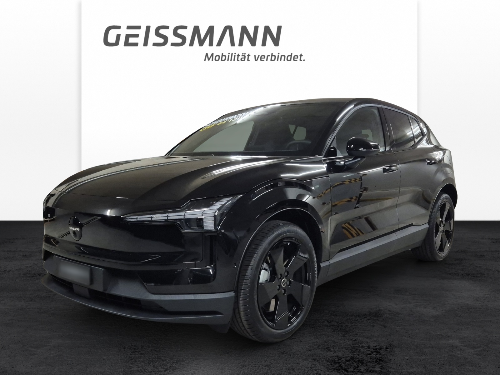 VOLVO EX30 P8 Ultra XCENTRIC Black Edition AWD