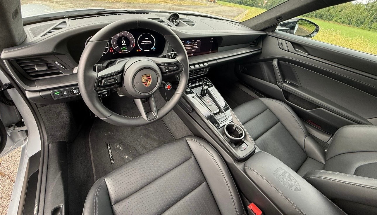 PORSCHE 911 Carrera GTS PDK-image-19