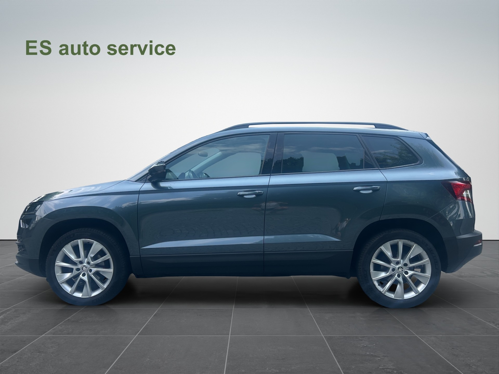 SKODA Karoq 1.5 TSI ACT Ambition-image-2