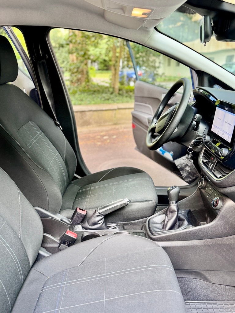 FORD 1.1 85 ST-Line-image-2