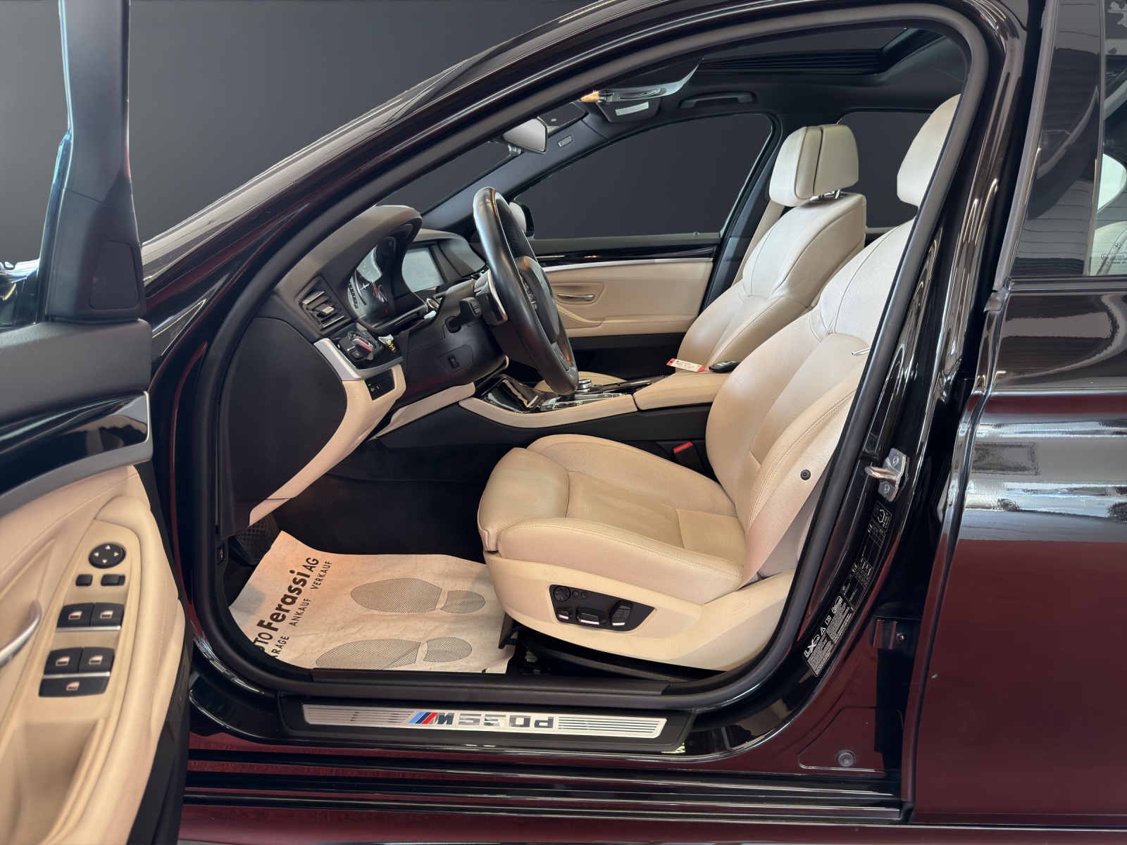 BMW M550d xDrive Steptronic-image-14