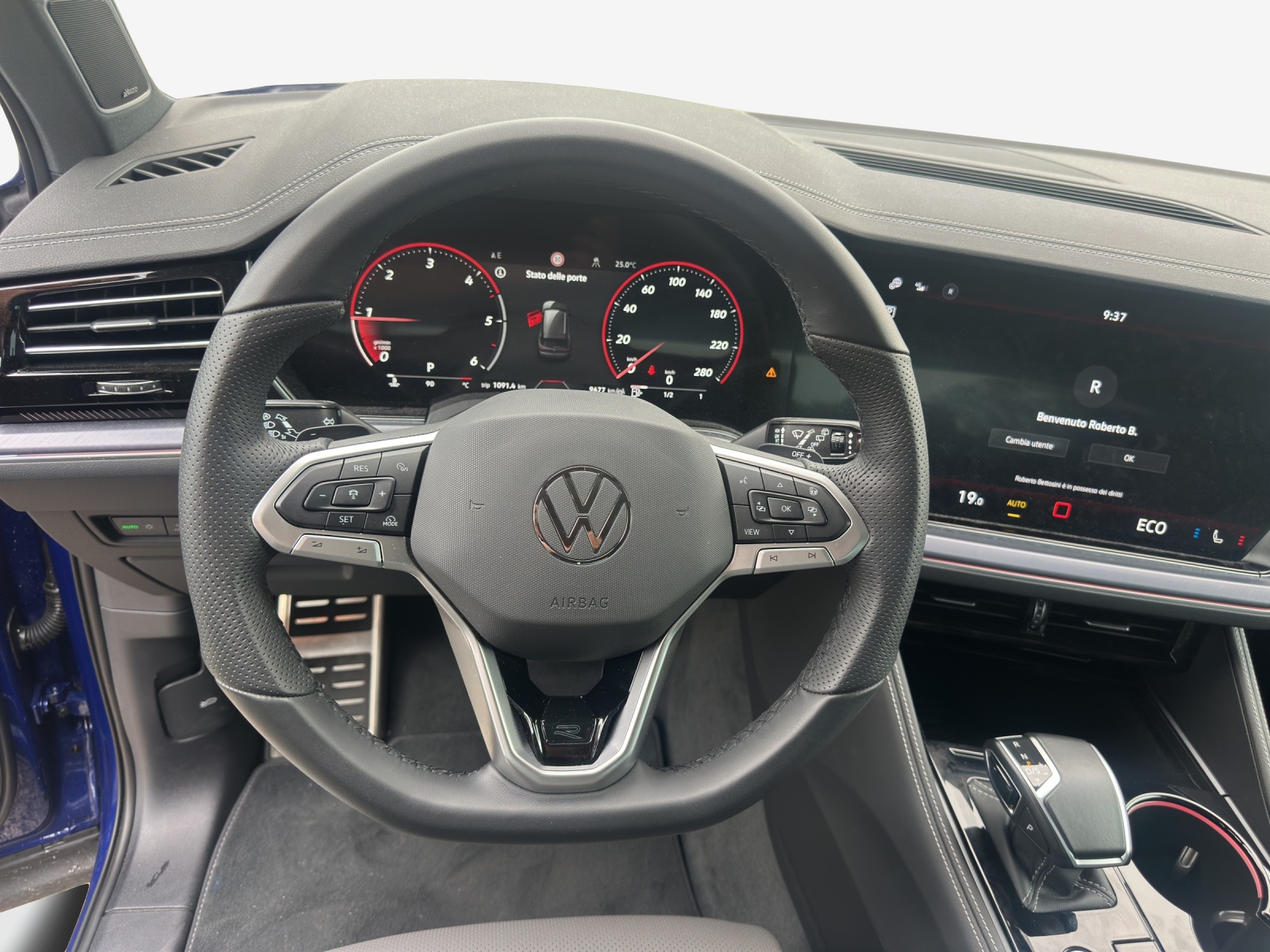 VW Touareg 3.0 TDI R-Line Tiptronic-showroom-element-1