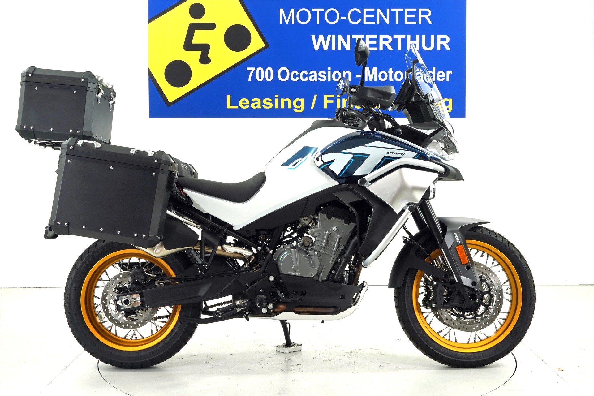 CF MOTO 800 MT