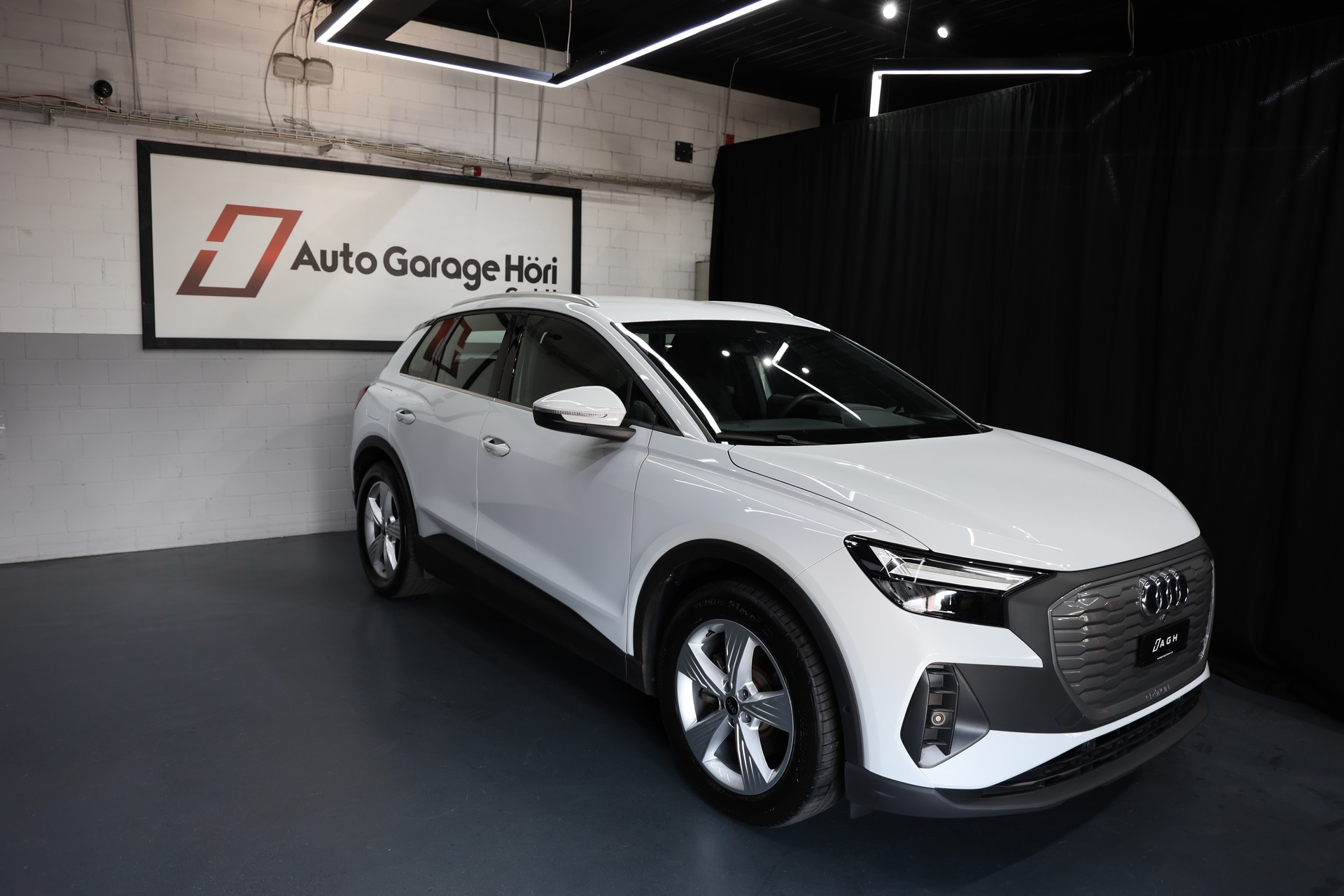 AUDI Q4 e-tron 35-image-8