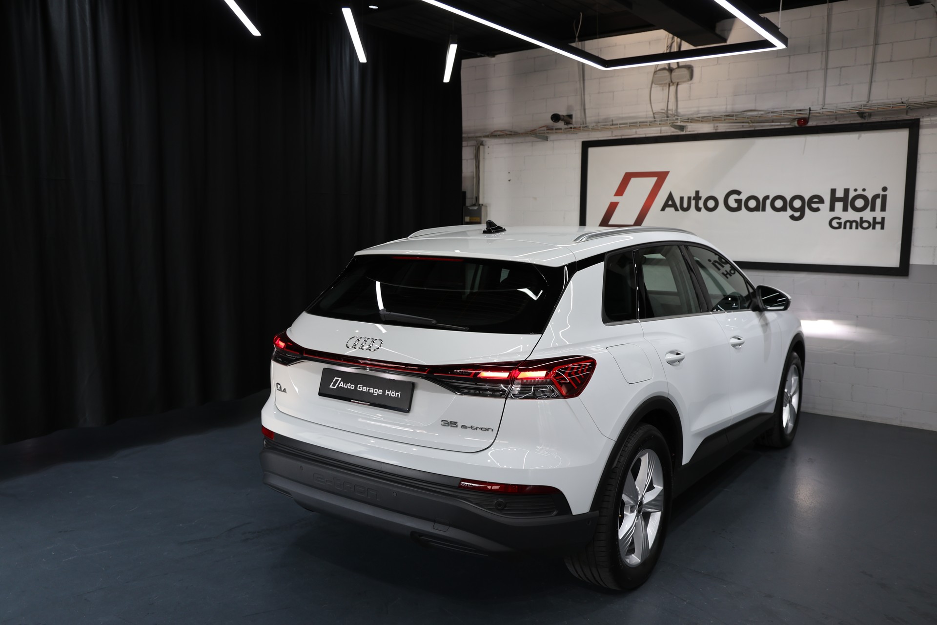 AUDI Q4 e-tron 35-image-10