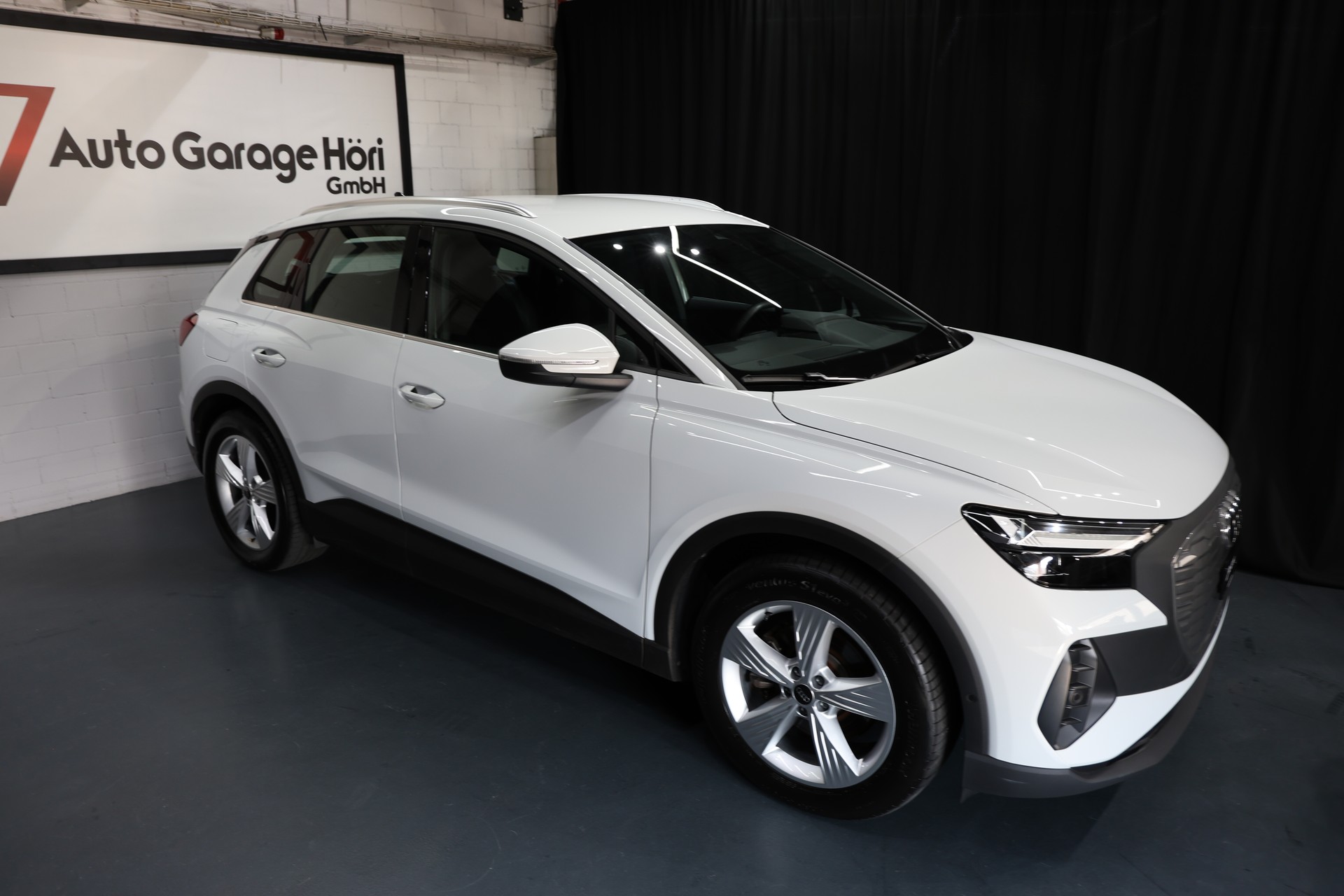 AUDI Q4 e-tron 35-image-9