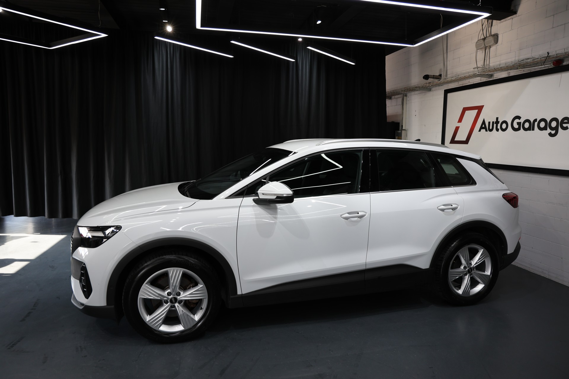 AUDI Q4 e-tron 35-image-4