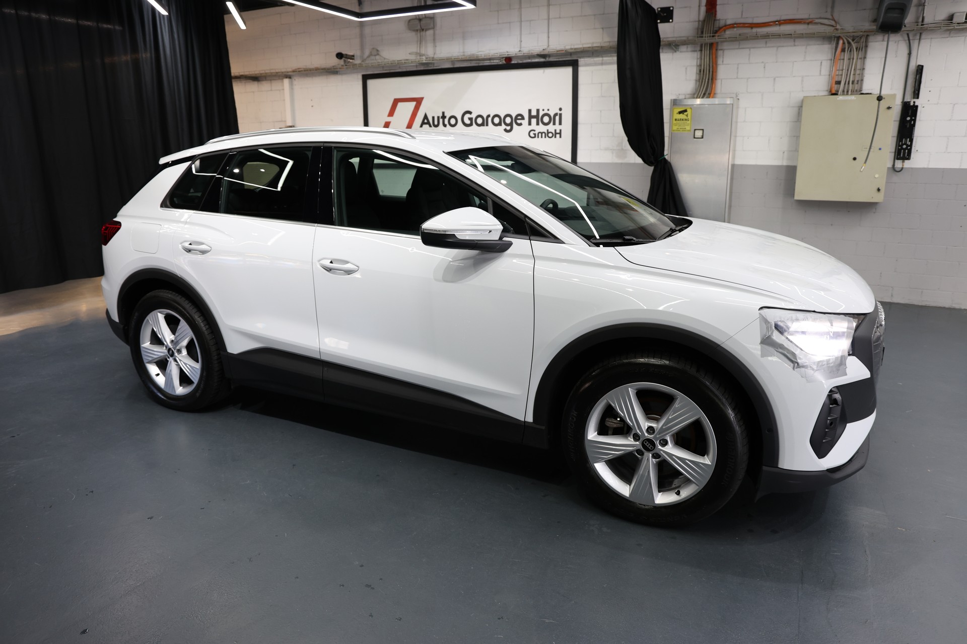 AUDI Q4 e-tron 35-image-2