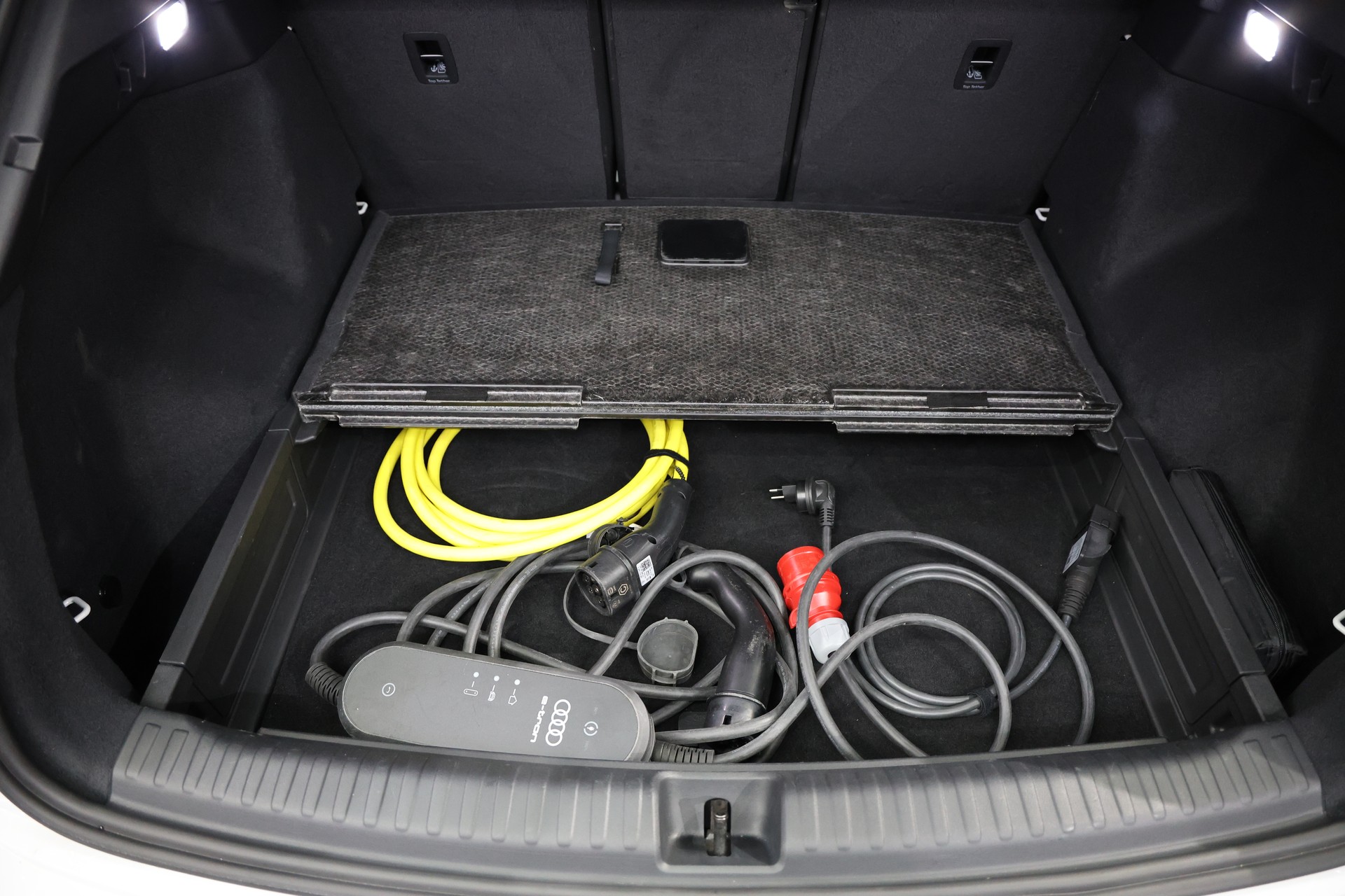AUDI Q4 e-tron 35-image-13