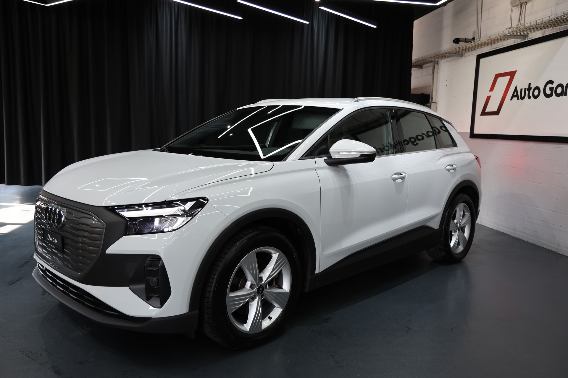 AUDI Q4 e-tron 35-image-2
