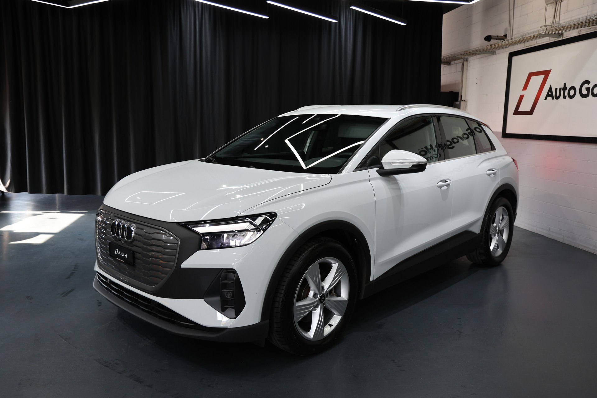 AUDI Q4 e-tron 35-image-1
