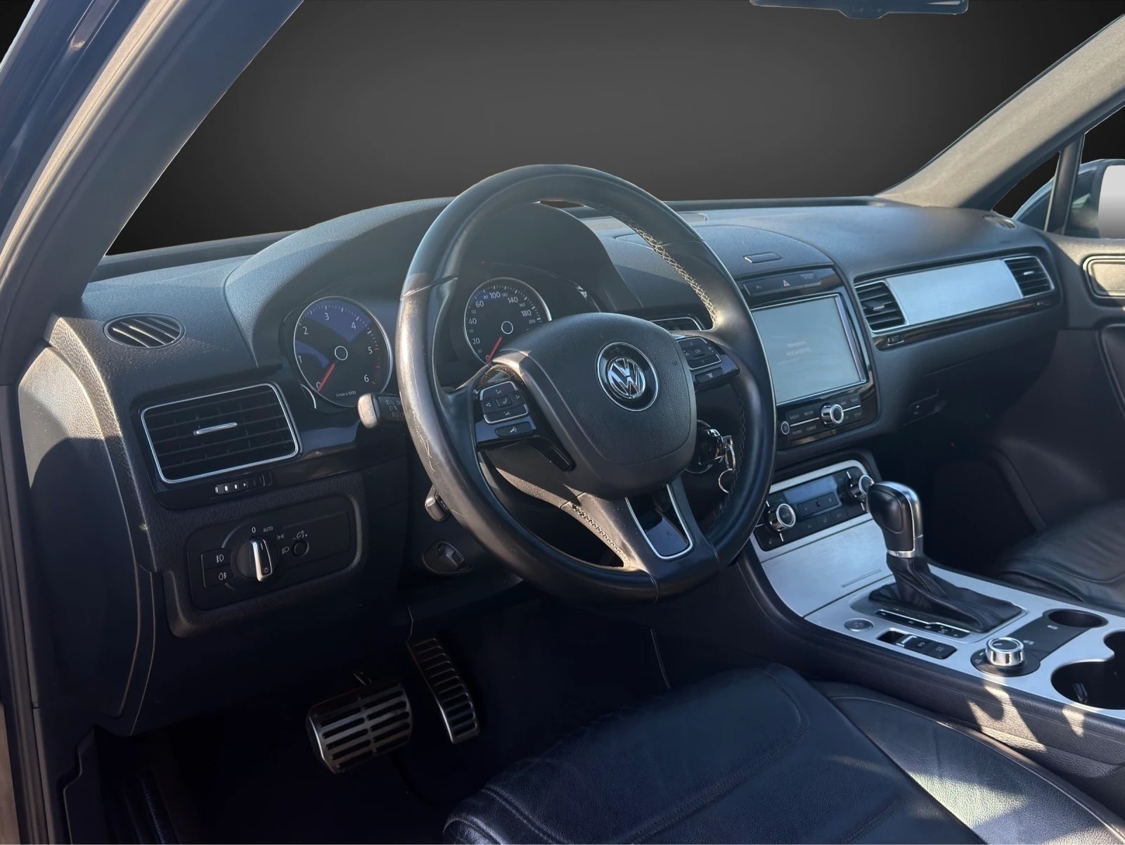VW Touareg 3.0 TDI BMT Edition X Tiptronic mit 245 PS-image-7