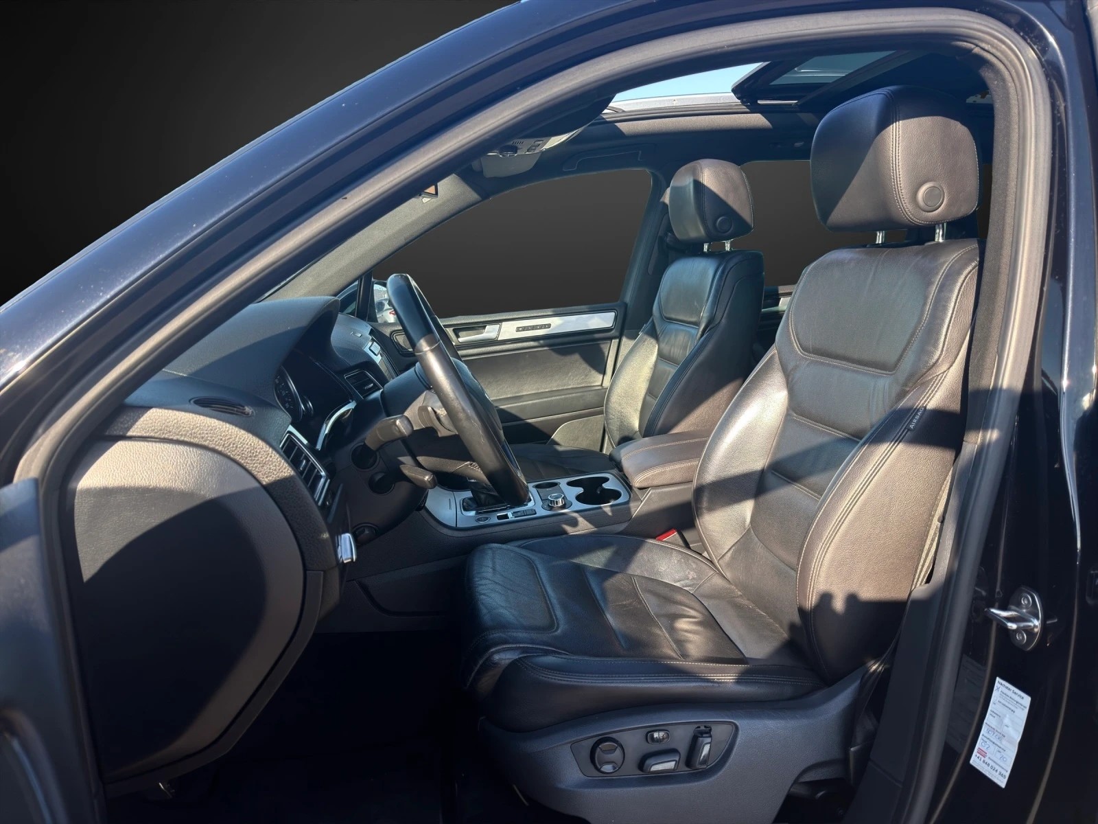 VW Touareg 3.0 TDI BMT Edition X Tiptronic mit 245 PS-image-6