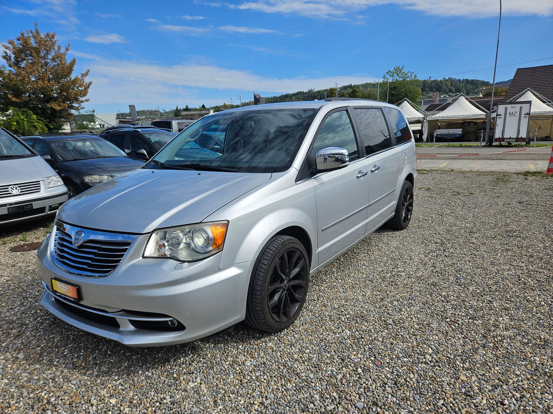LANCIA Voyager 2.8D Gold Automatic-image-0