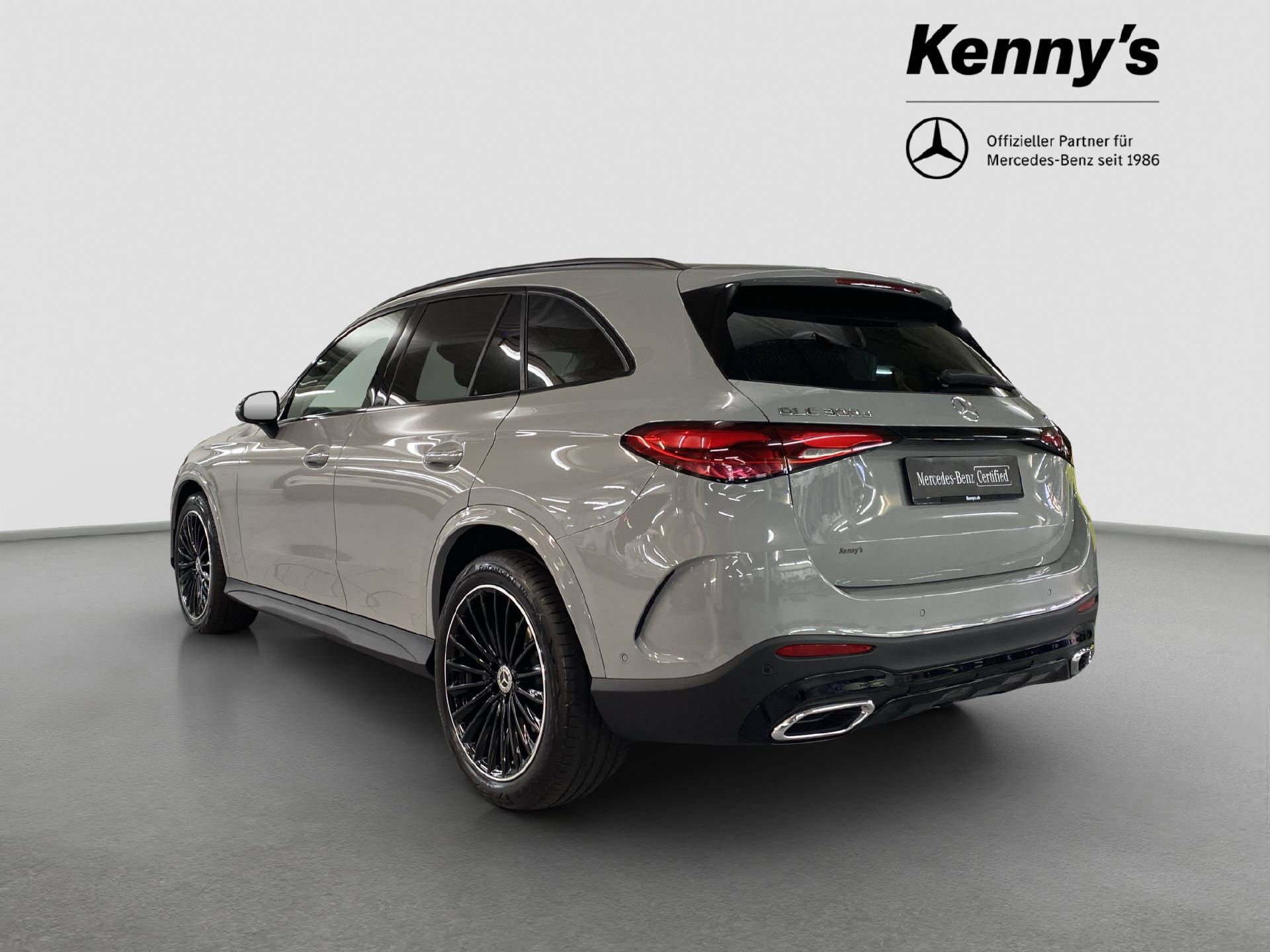 MERCEDES-BENZ GLC 300 d AMG Line 4MATIC-image-3