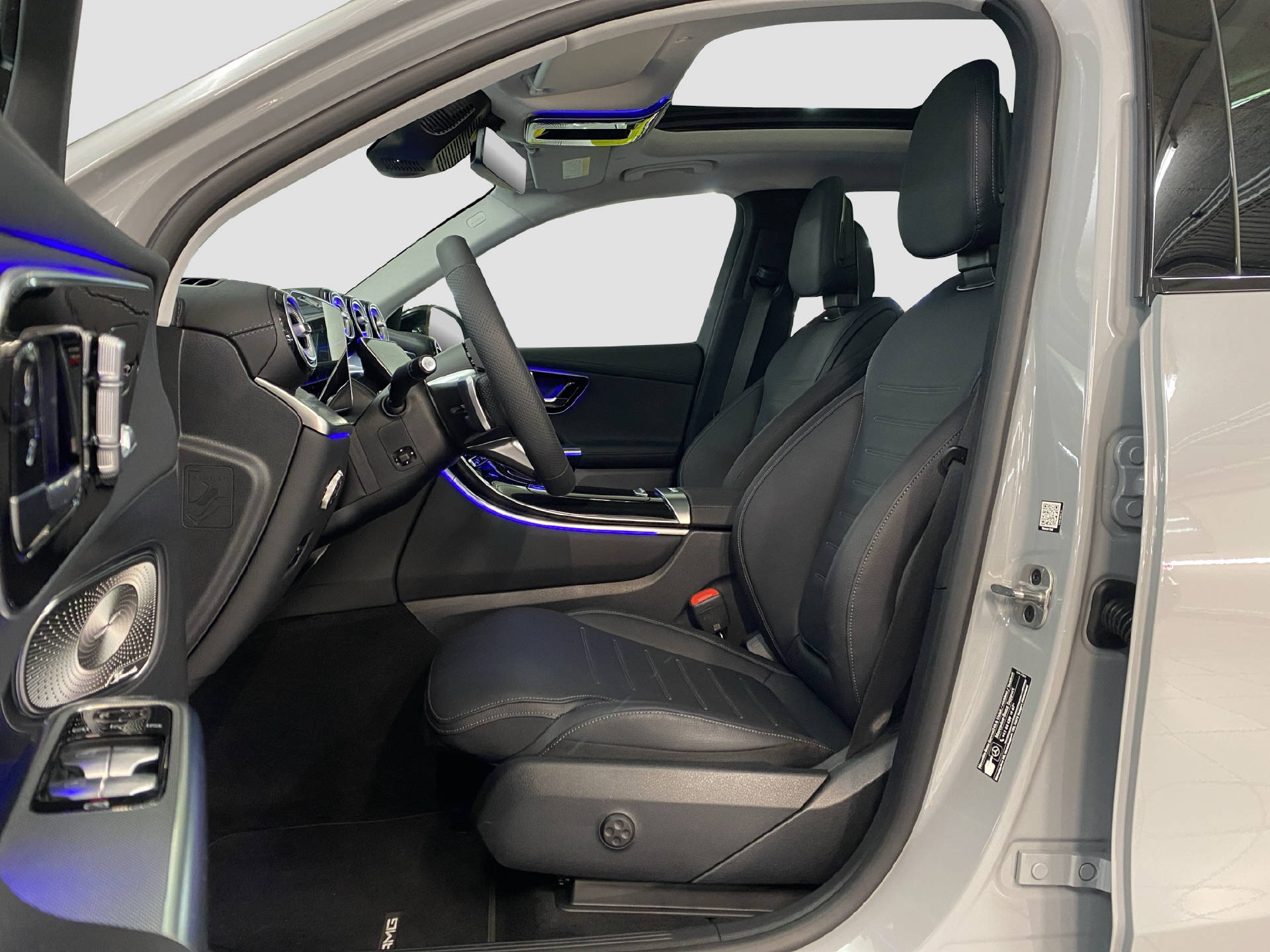 MERCEDES-BENZ GLC 300 d AMG Line 4MATIC-image-6