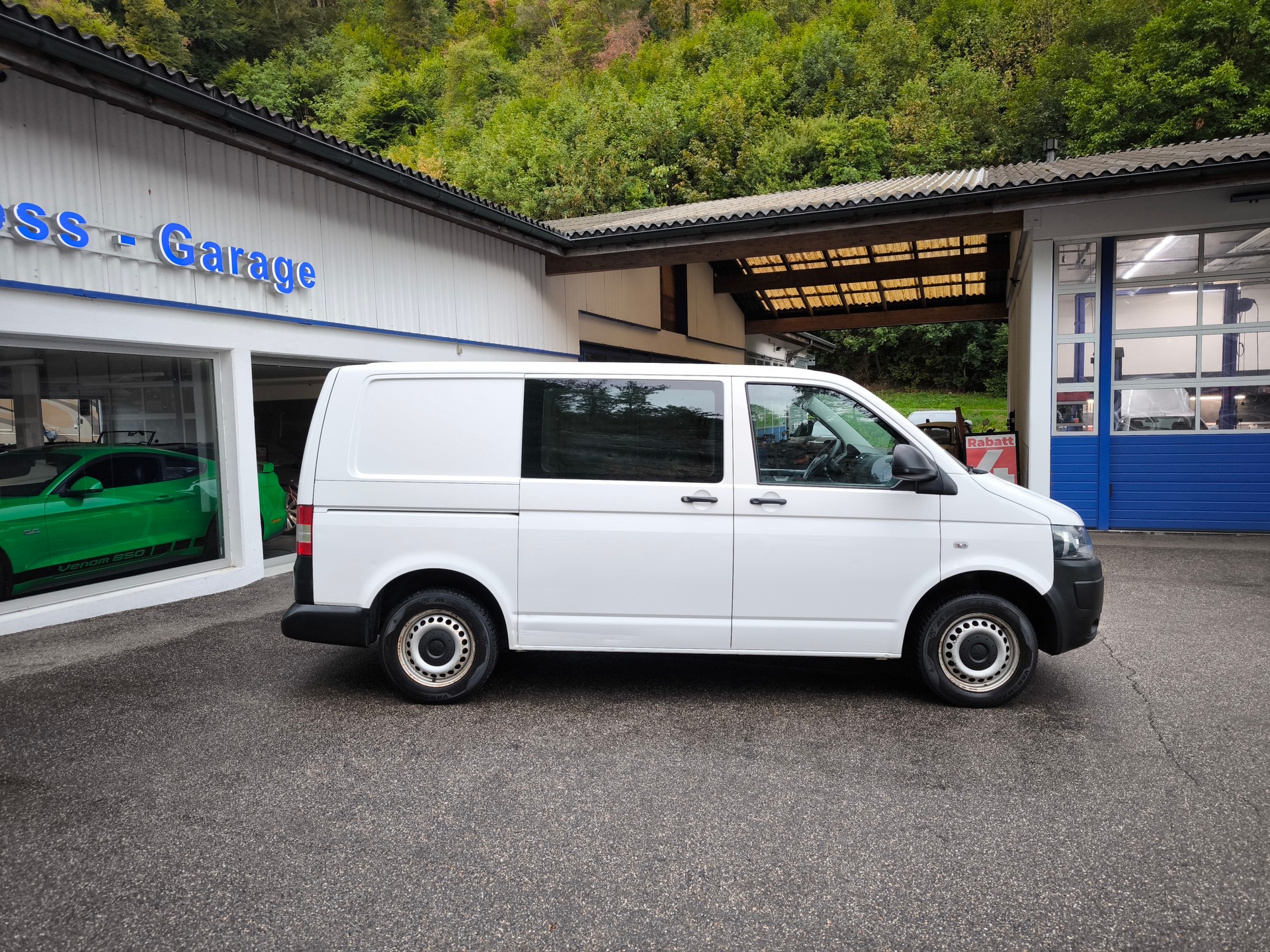 VW T5 2.0 TDI-image-16