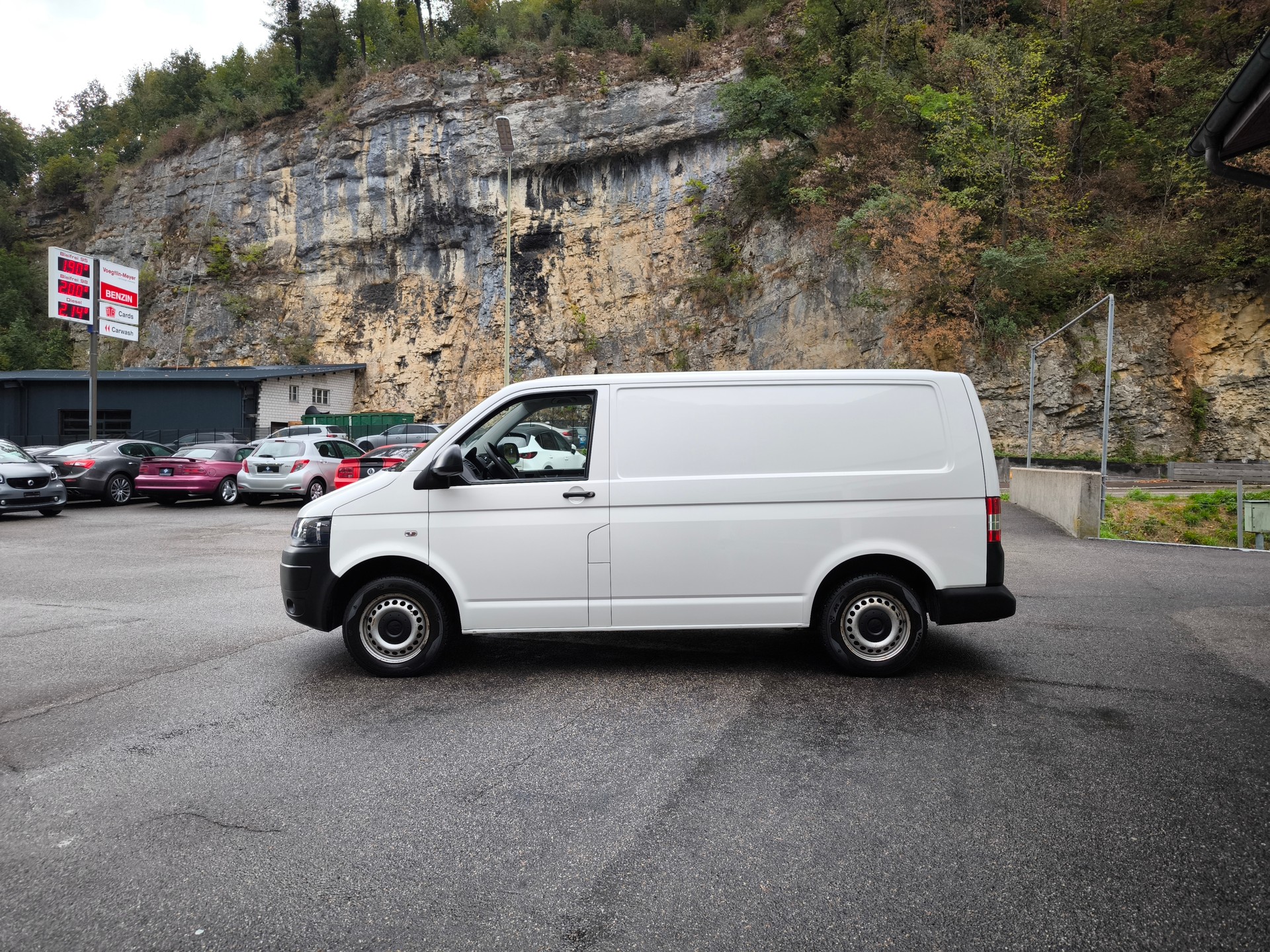 VW T5 2.0 TDI-image-9