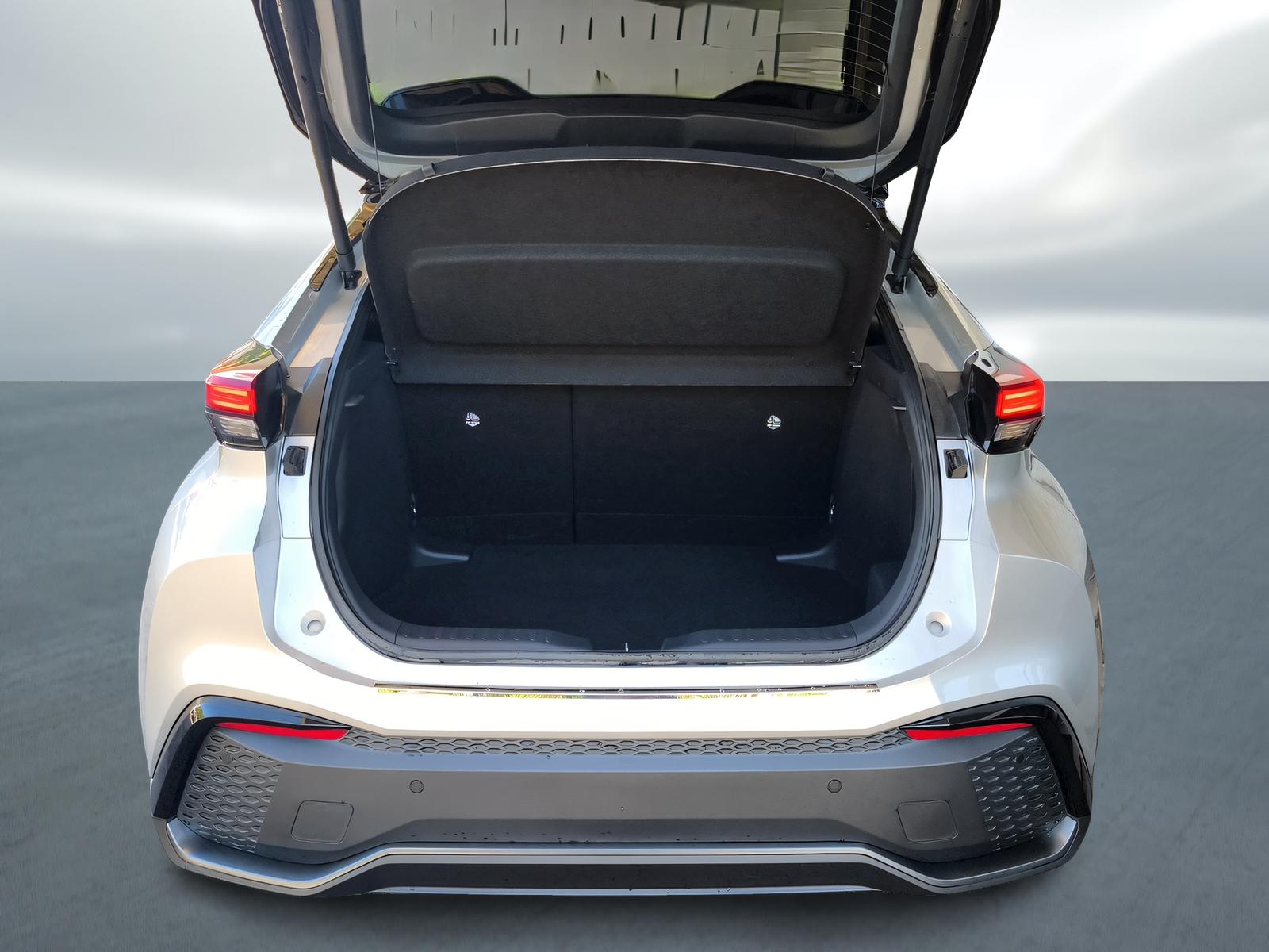 TOYOTA C-HR 2.0 HEV GR Sport 4x4-image-15