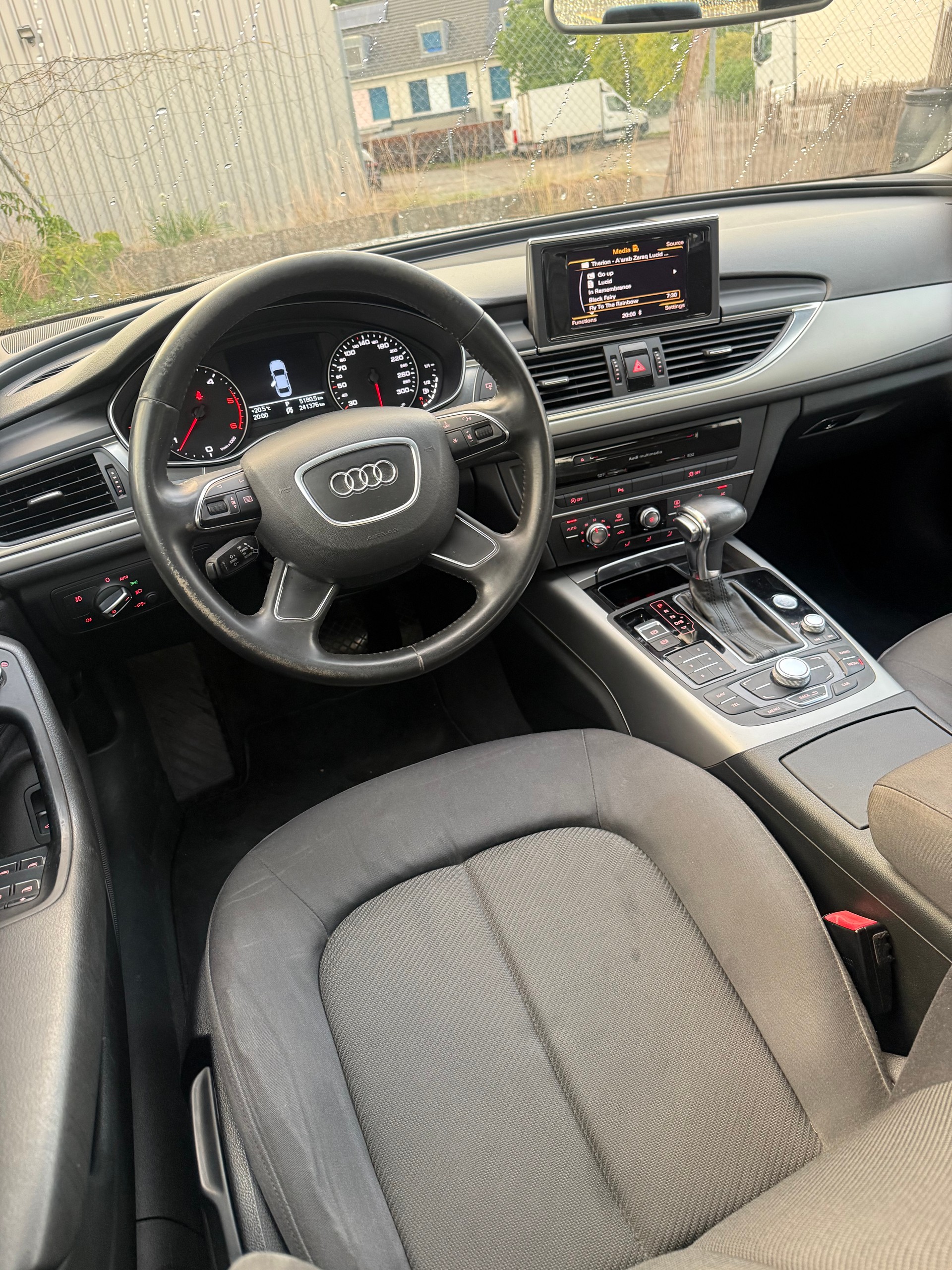 AUDI A6 Limousine 3.0 TDI V6 multitronic-image-6