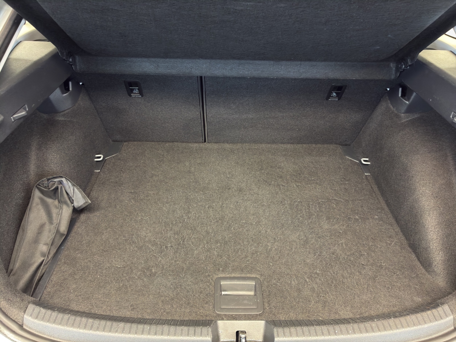 VW Taigo 1.0 TSI Life DSG-image-12