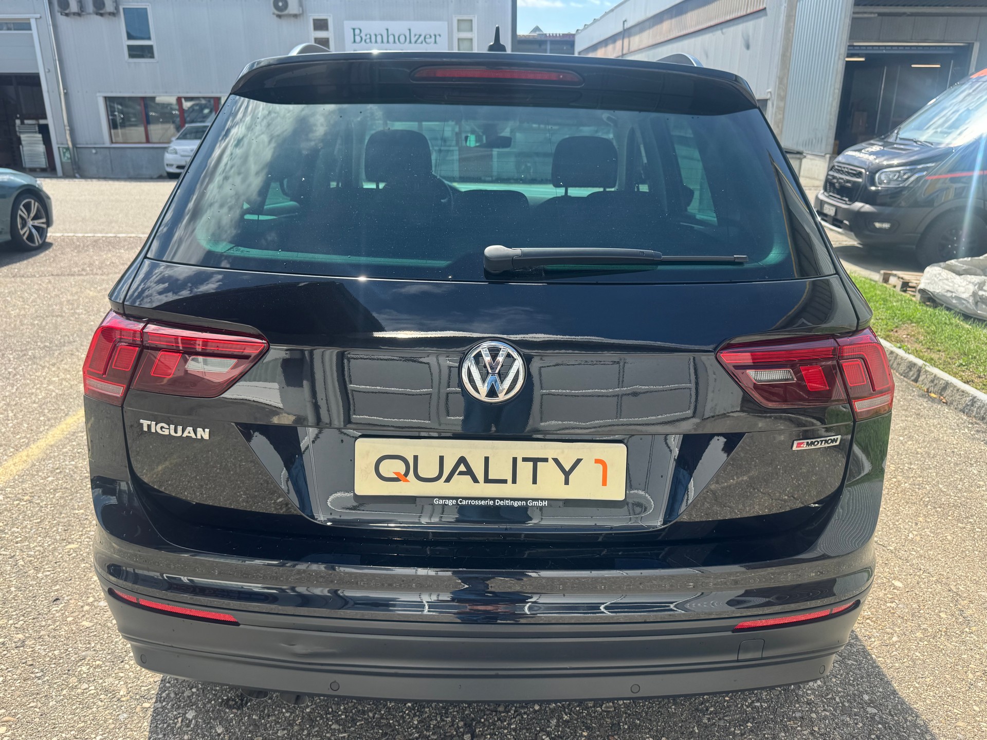 VW Tiguan 2.0 TDI SCR Comfortline 4Motion DSG-image-6