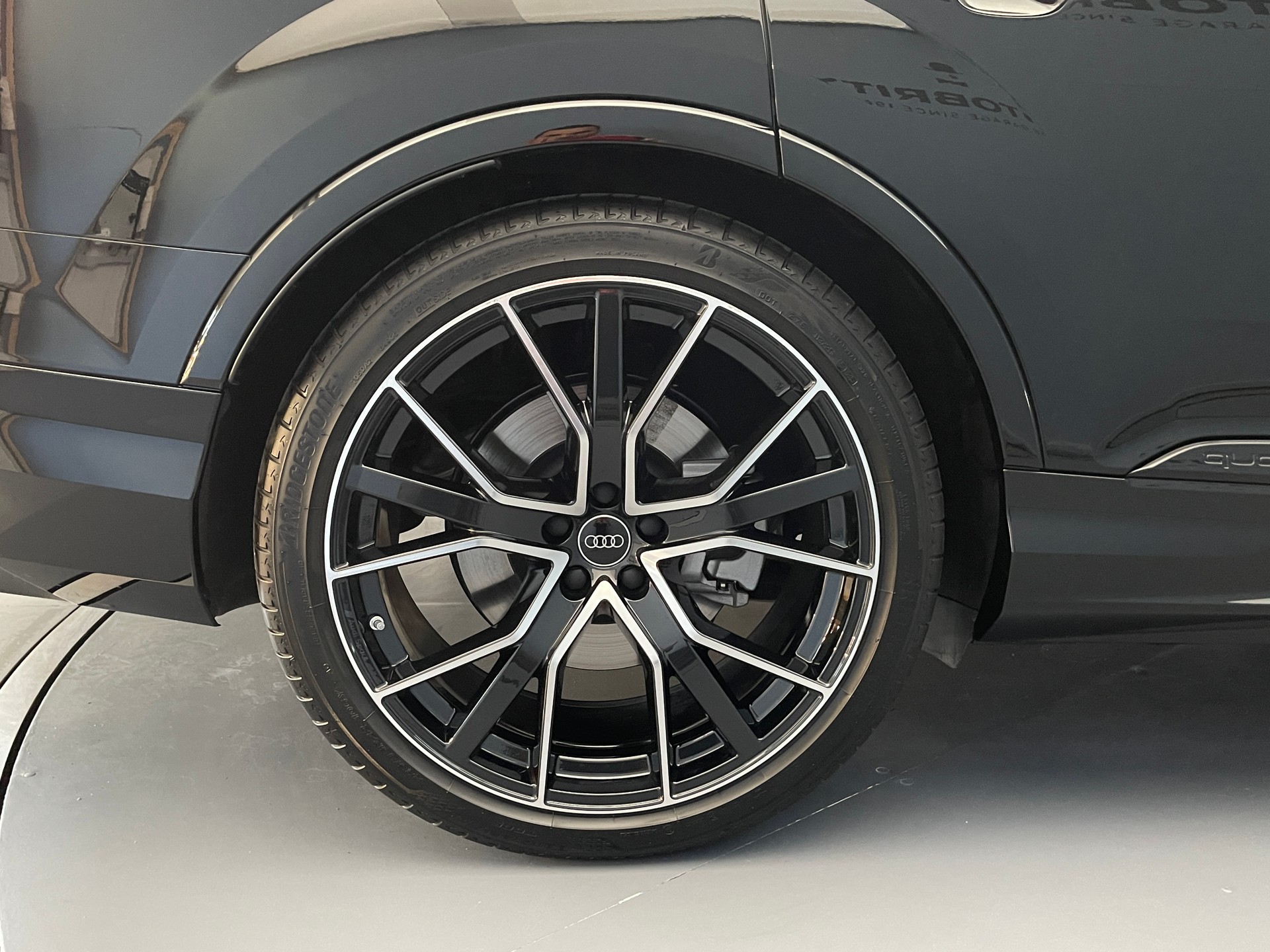AUDI Q7 SUV 3.0 TFSI e S Line quattro 290 T-Tronic-image-13