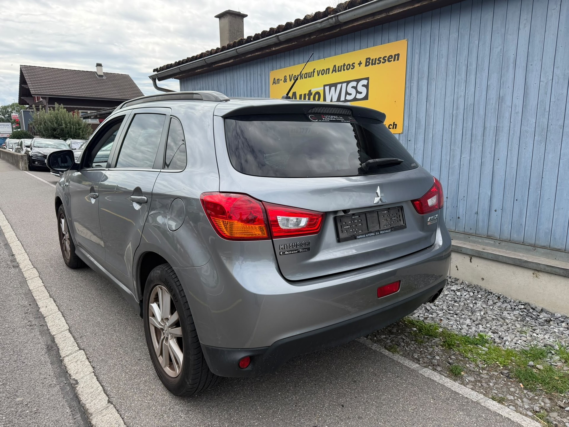 MITSUBISHI ASX 1.8 DID Navigator 4WD-image-4