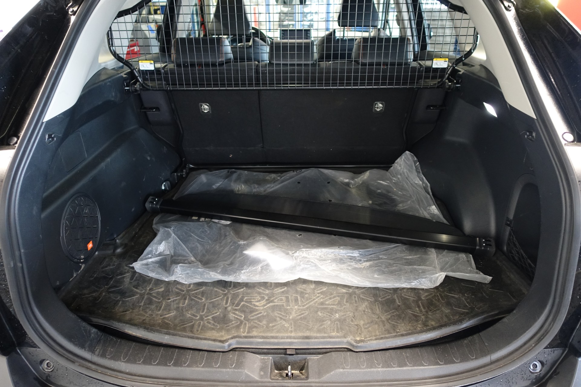 TOYOTA RAV-4 2.5 HSD ADVENTURE e-CVT 4WD-image-13