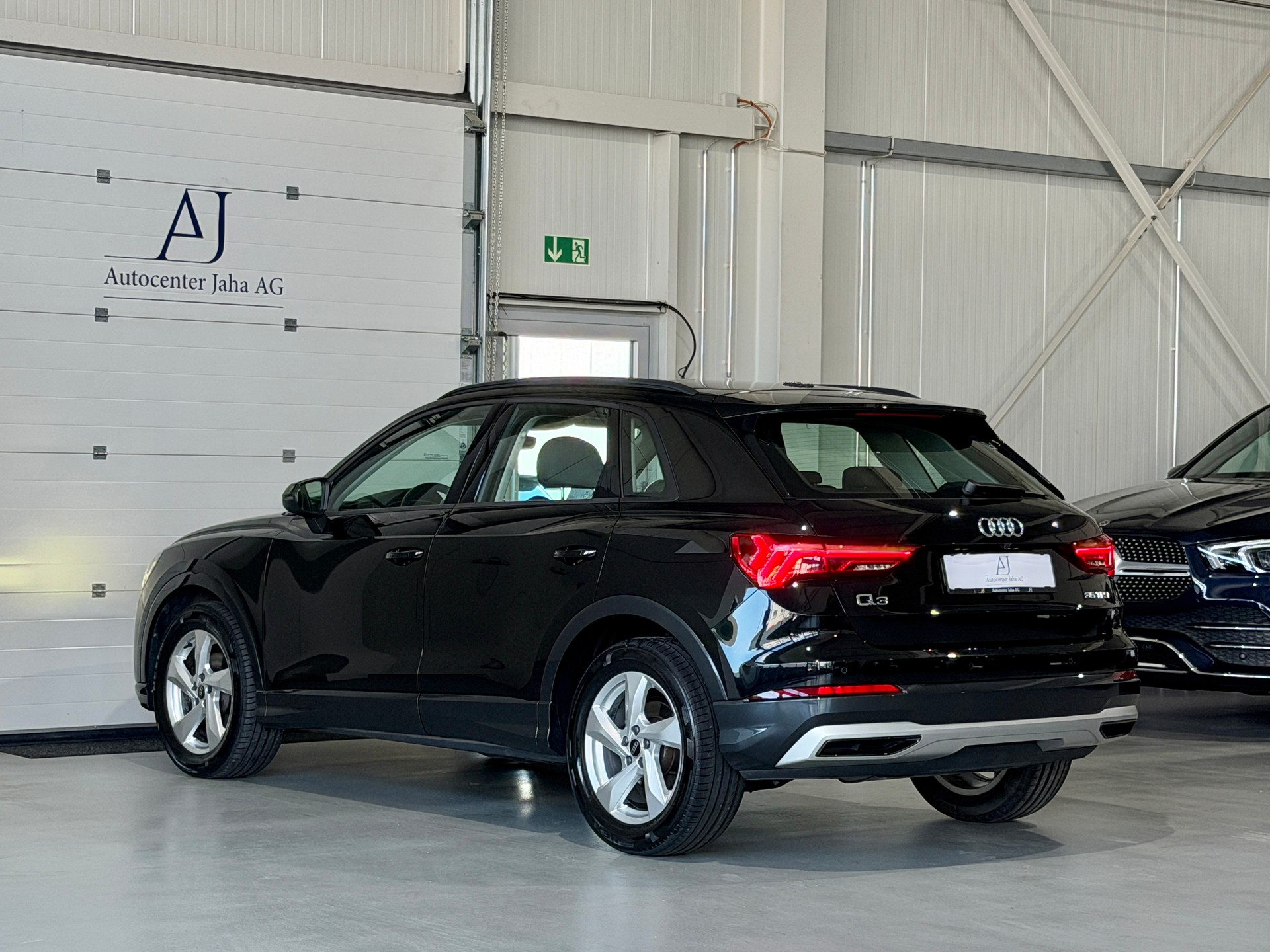 AUDI Q3 35 TFSI advanced Attraction S-tronic (CH)-image-16