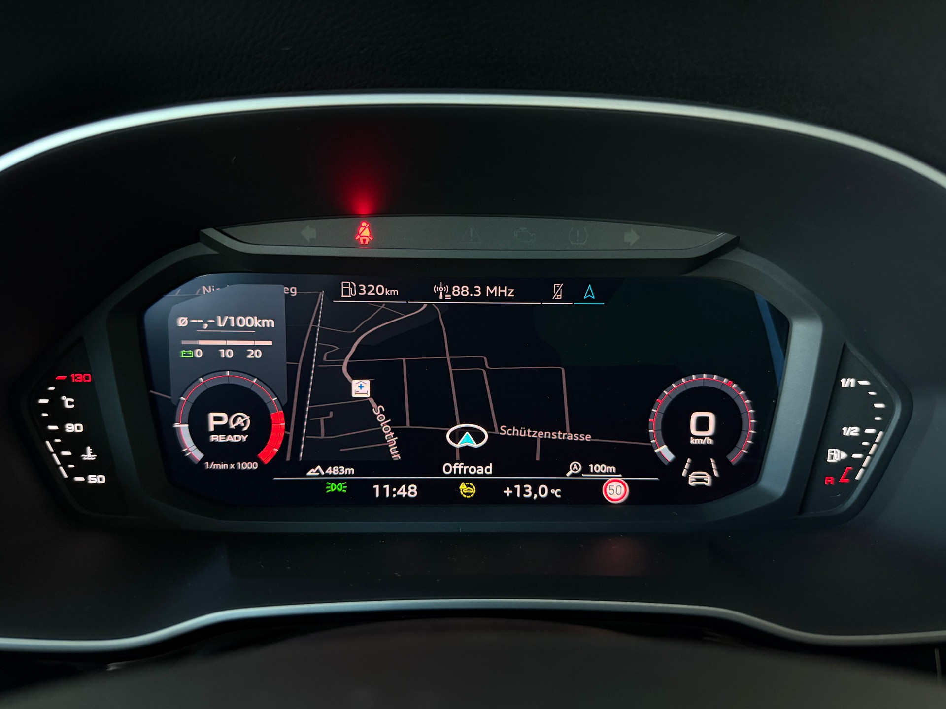 AUDI Q3 35 TFSI advanced Attraction S-tronic (CH)-image-9