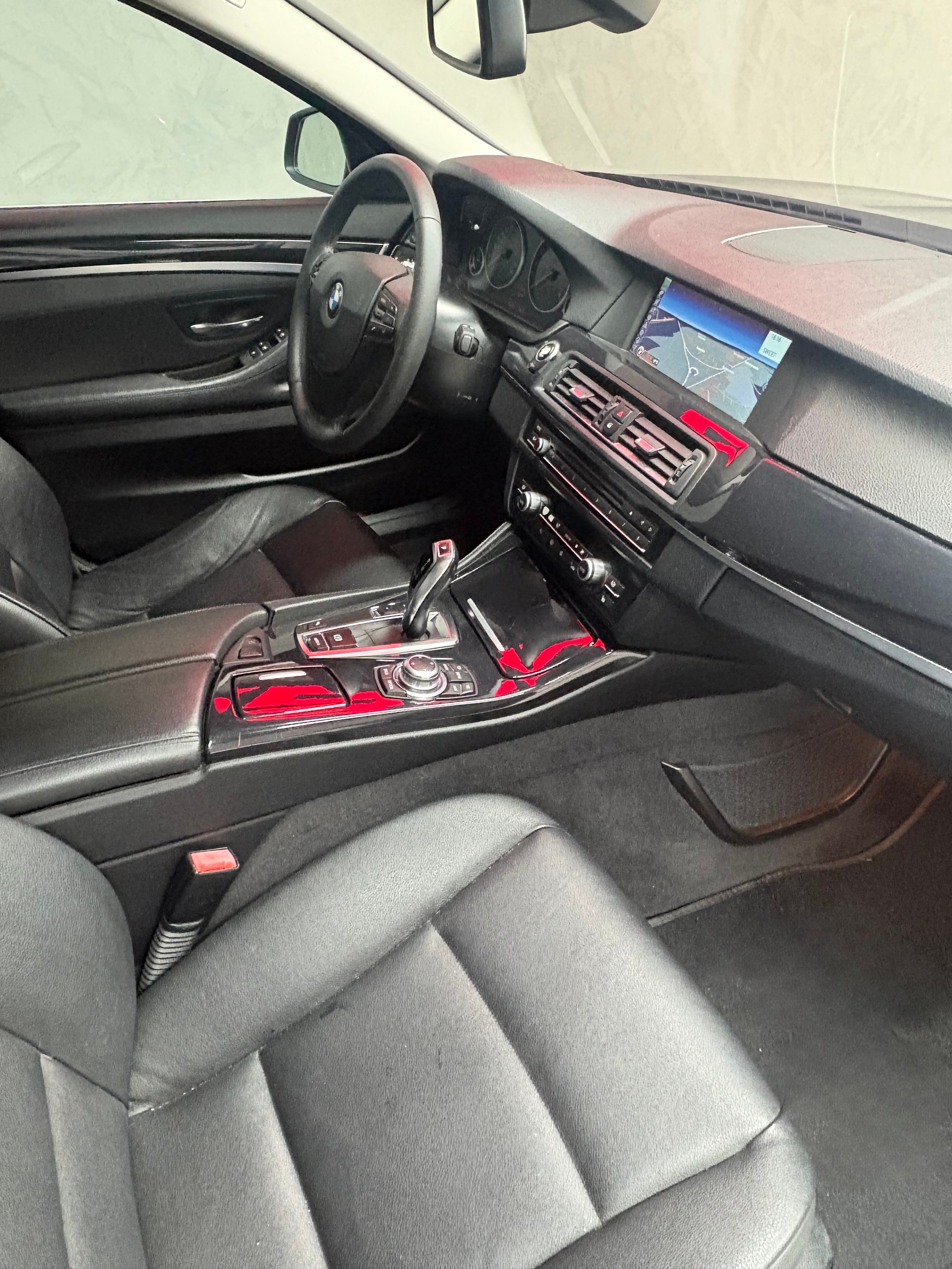 BMW 520d Touring Steptronic-image-6