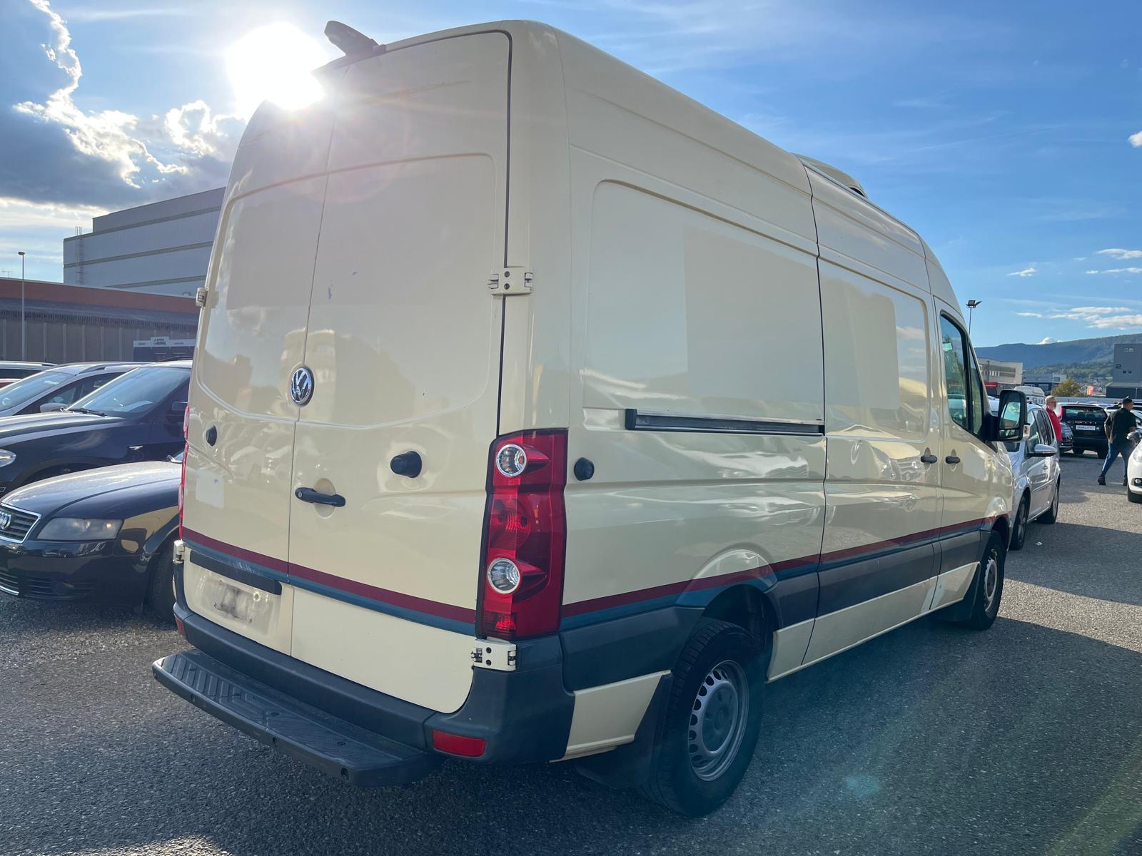 VW Crafter 35 2.0 TDI Entry-image-3