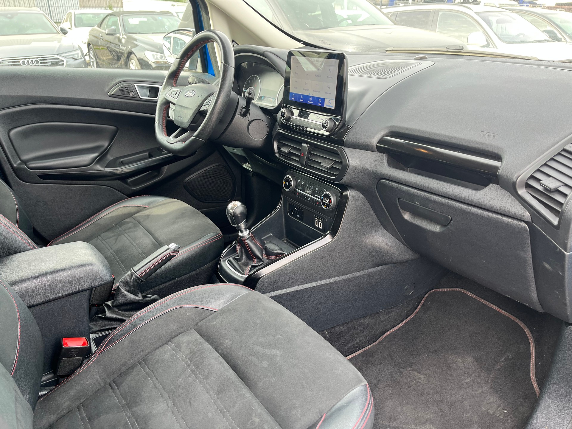 FORD EcoSport 1.5 TDCi ST-Line AWD-image-12