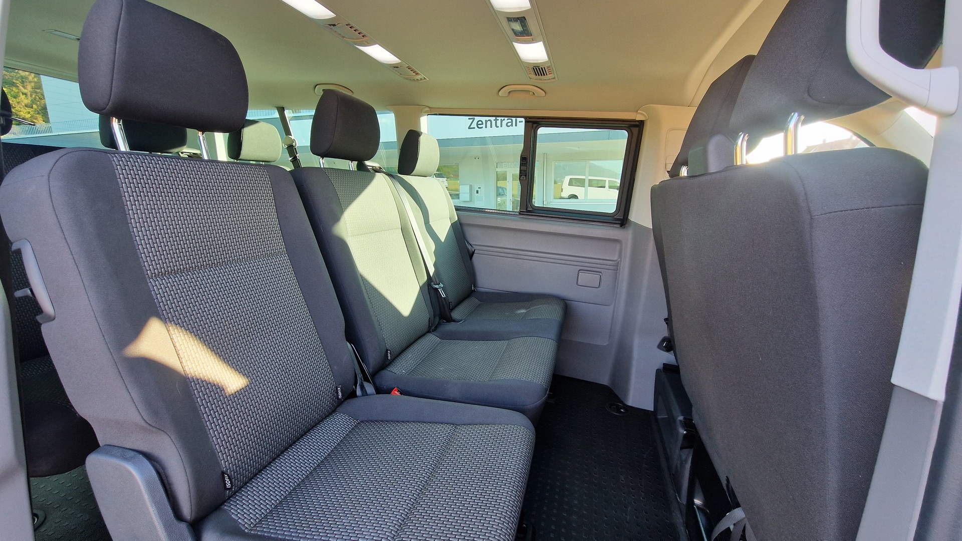 VW T6.1 3400 Langer Radstand 2.0 TDI DSG-image-12